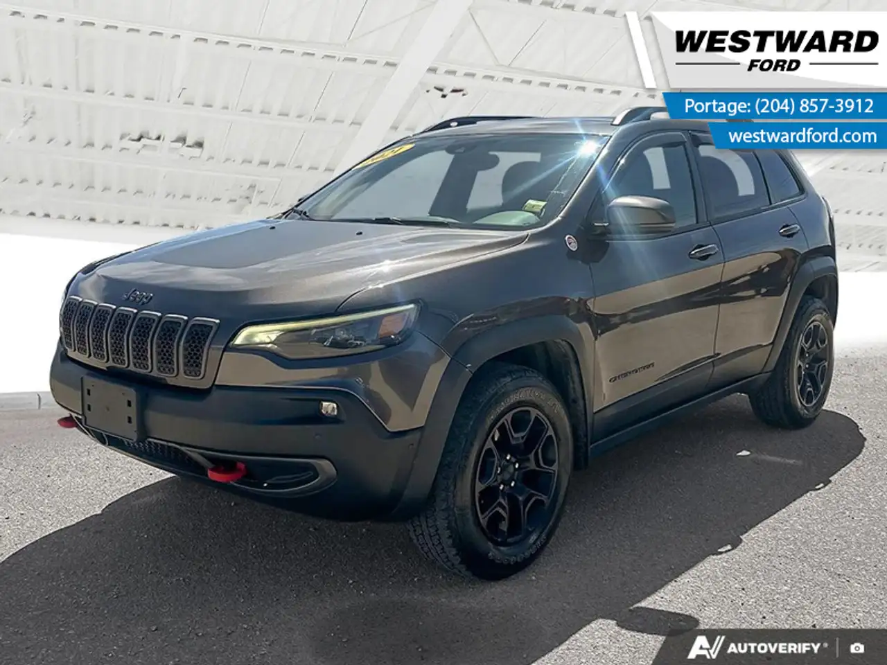 Jeep Cherokee photo Jeep Cherokee