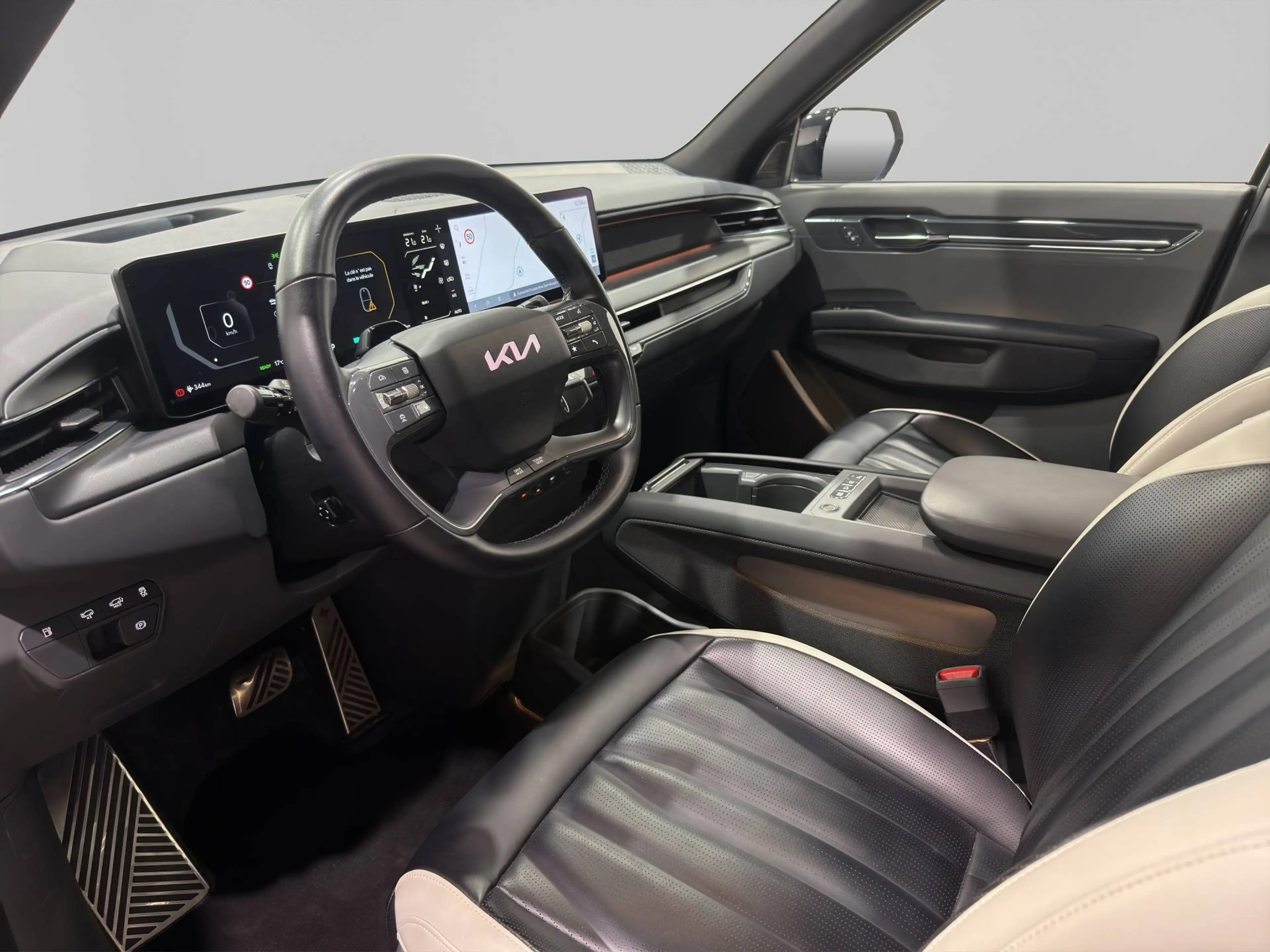 Kia EV9 GT-LINE AWD LAUNCH EDITION ***FULL OPTIONS*** — photo 8
