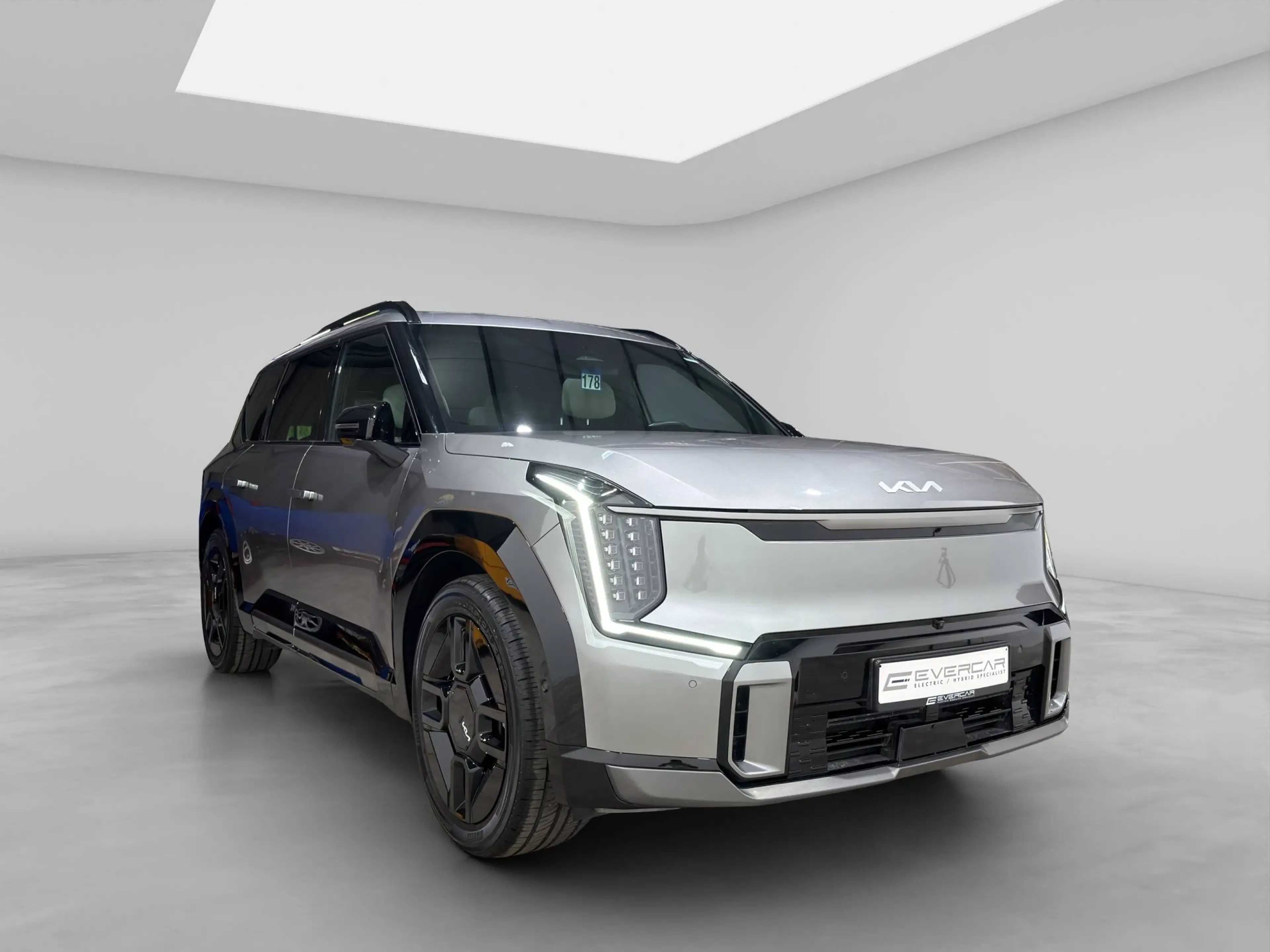 Kia EV9 GT-LINE AWD LAUNCH EDITION ***FULL OPTIONS*** — photo 3