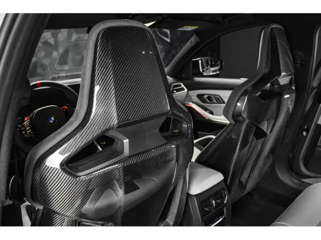 BMW M3 view 11