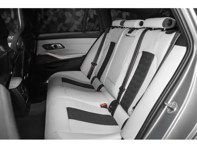 BMW M3 view 12