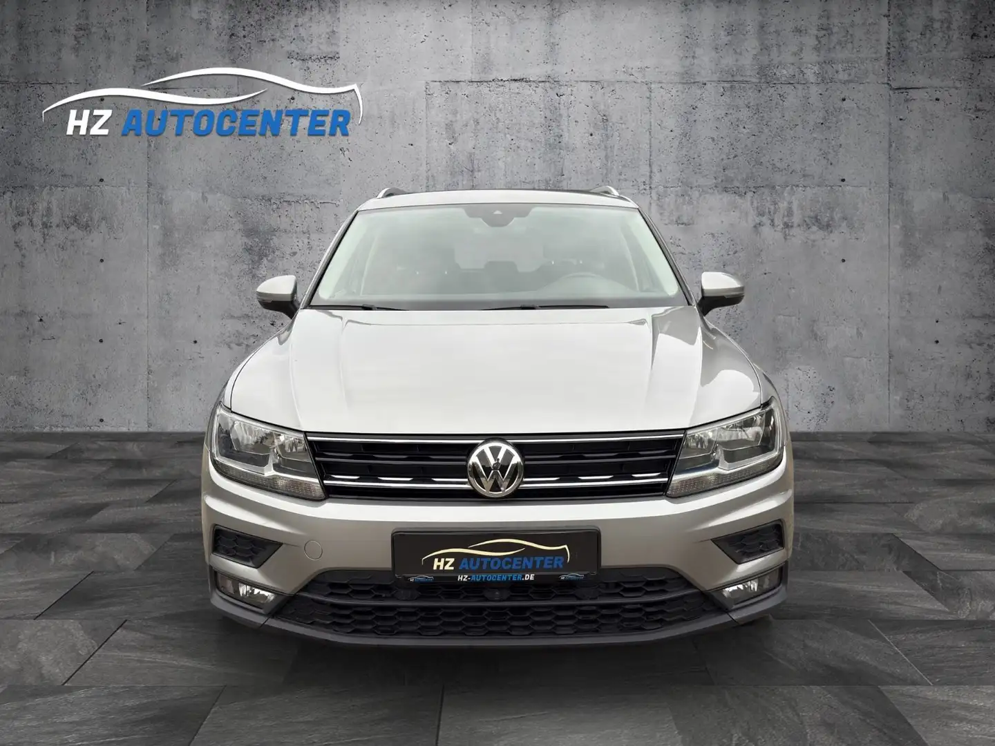 Volkswagen Tiguan Comfortline 4Motion 2.0 TDI DSG*NAVI*360° Silber - 2