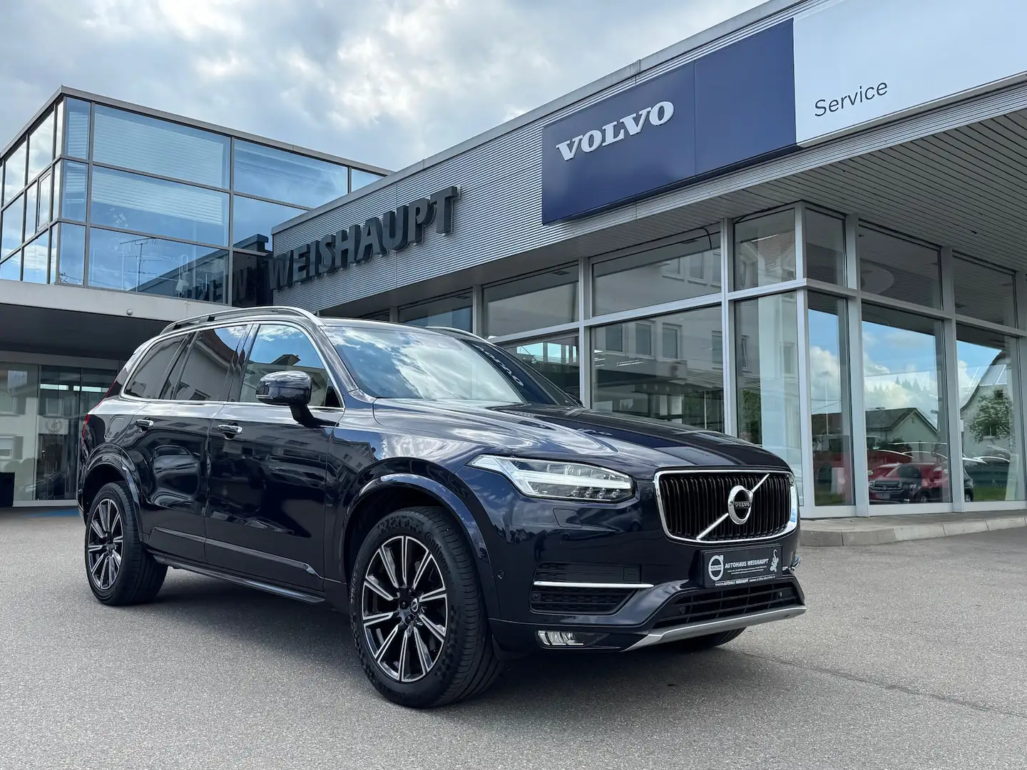 Volvo XC90 D5 AWD Momentum*ACC*AHK*HeadUp*Keyless*BLIS Blau - 1