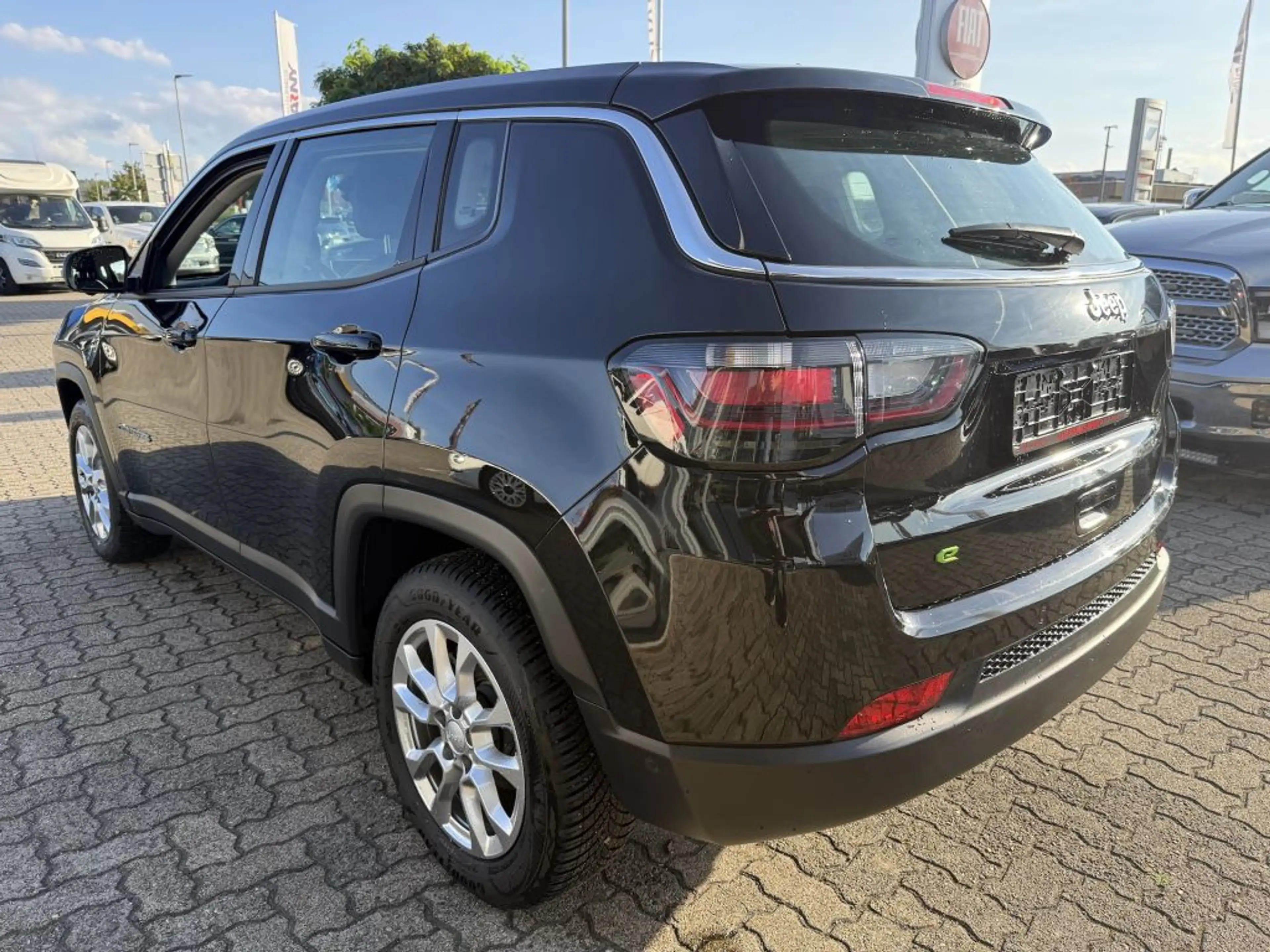 Jeep Compass 1.5 GSE T4 48V e-Hybrid Automatik Altitude — photo 7