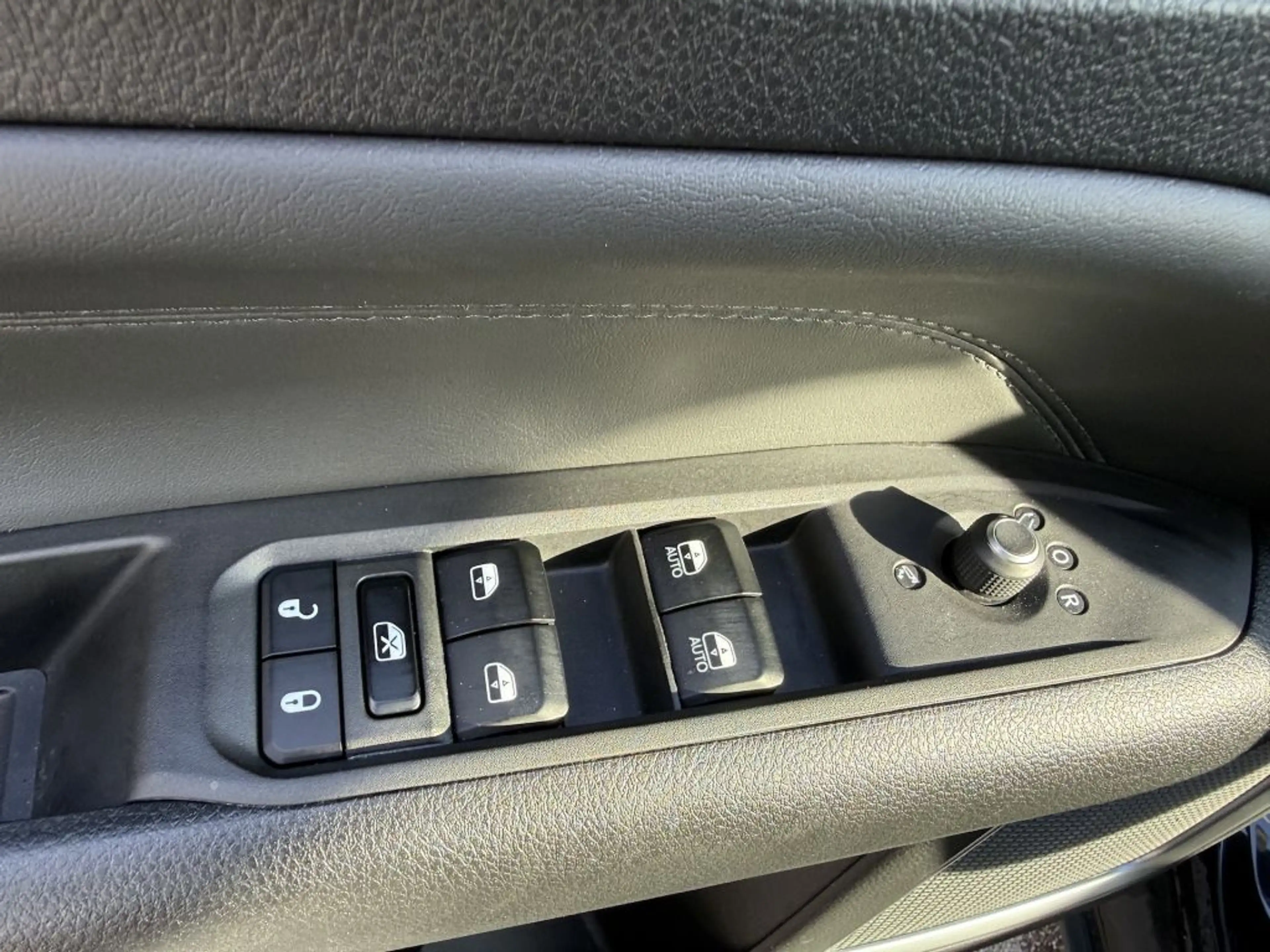 Jeep Compass 1.5 GSE T4 48V e-Hybrid Automatik Altitude — photo 15