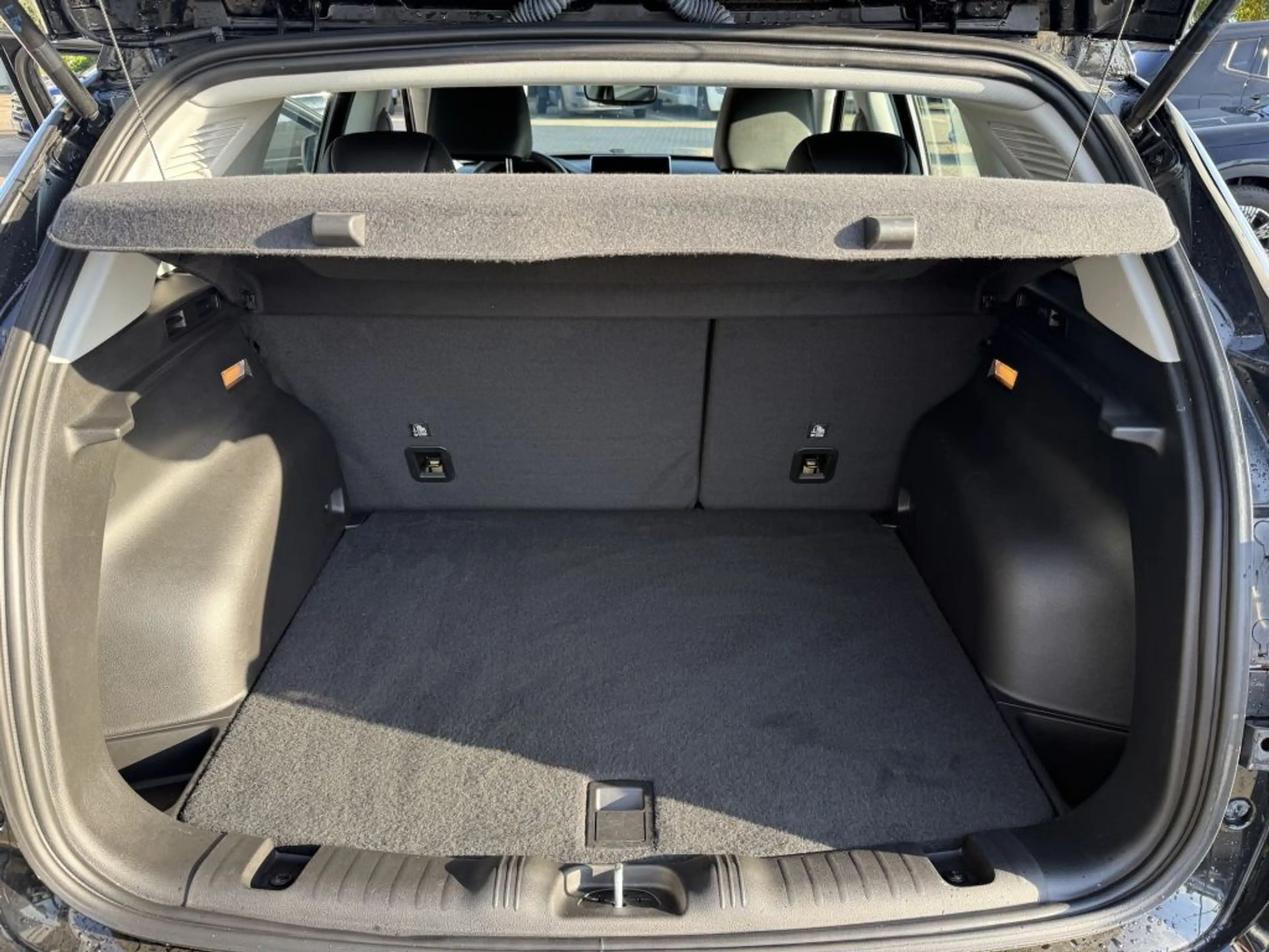 Jeep Compass 1.5 GSE T4 48V e-Hybrid Automatik Altitude — photo 14
