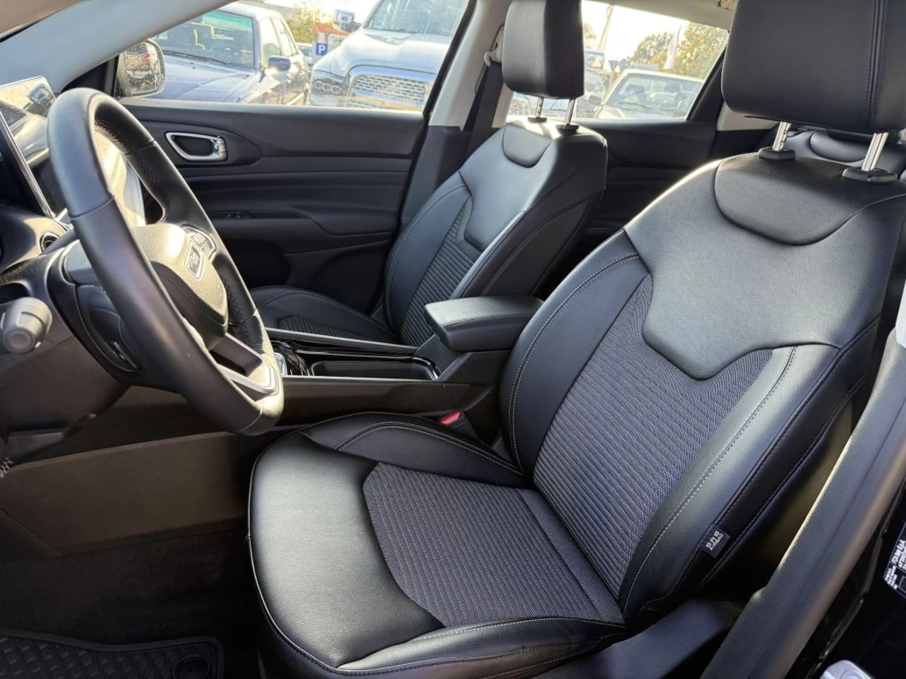 Jeep Compass 1.5 GSE T4 48V e-Hybrid Automatik Altitude — photo 12