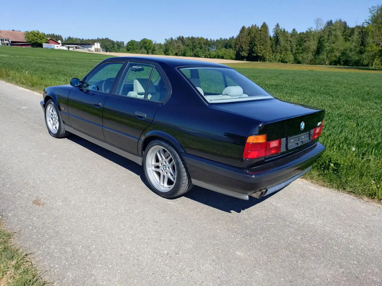 BMW M5 Nürburgring-Paket-Veteranenfahrzeug CH, foto 4