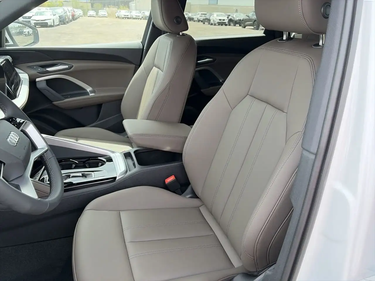 Audi Q5 photo Audi Q5
