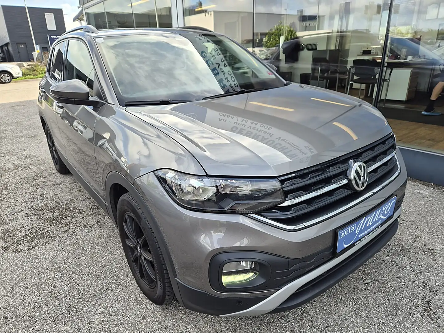 Volkswagen T-Cross 1,0 TSI Life Grau - 2