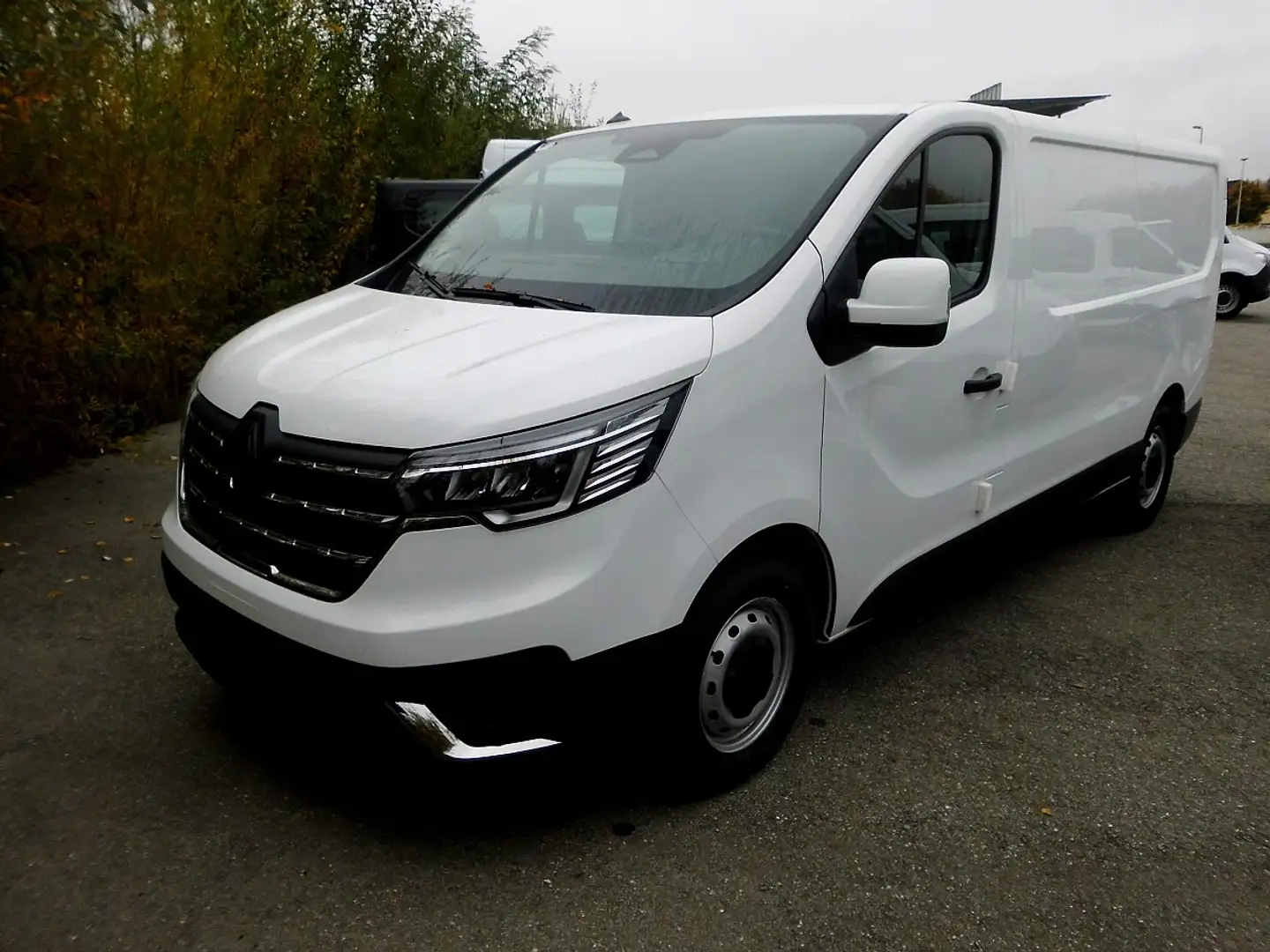 Renault Trafic Trafic L2H1 3,0t dCi 150 Weiß - 1