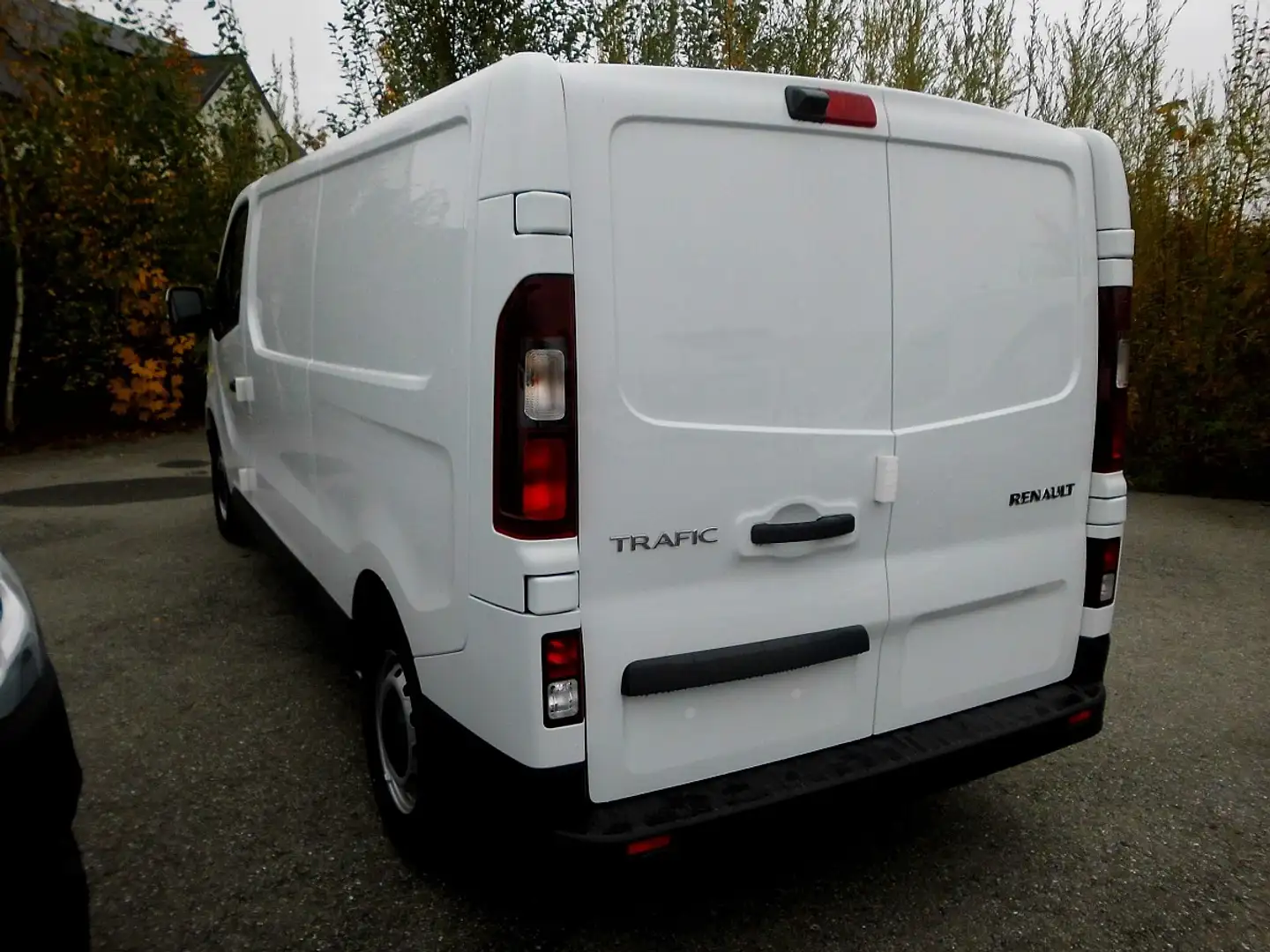 Renault Trafic Trafic L2H1 3,0t dCi 150 Weiß - 2