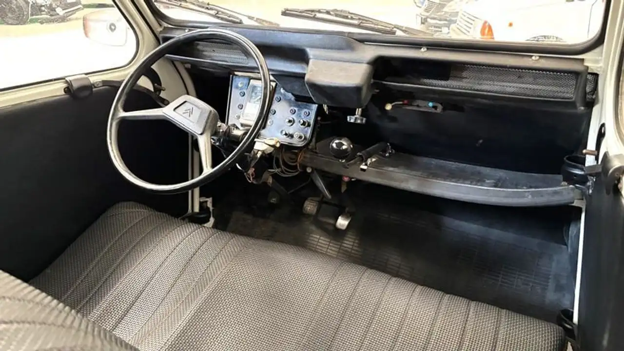 Citroen 2CV 6 Special - RESTAURATA - SPLENDIDA!, foto 7
