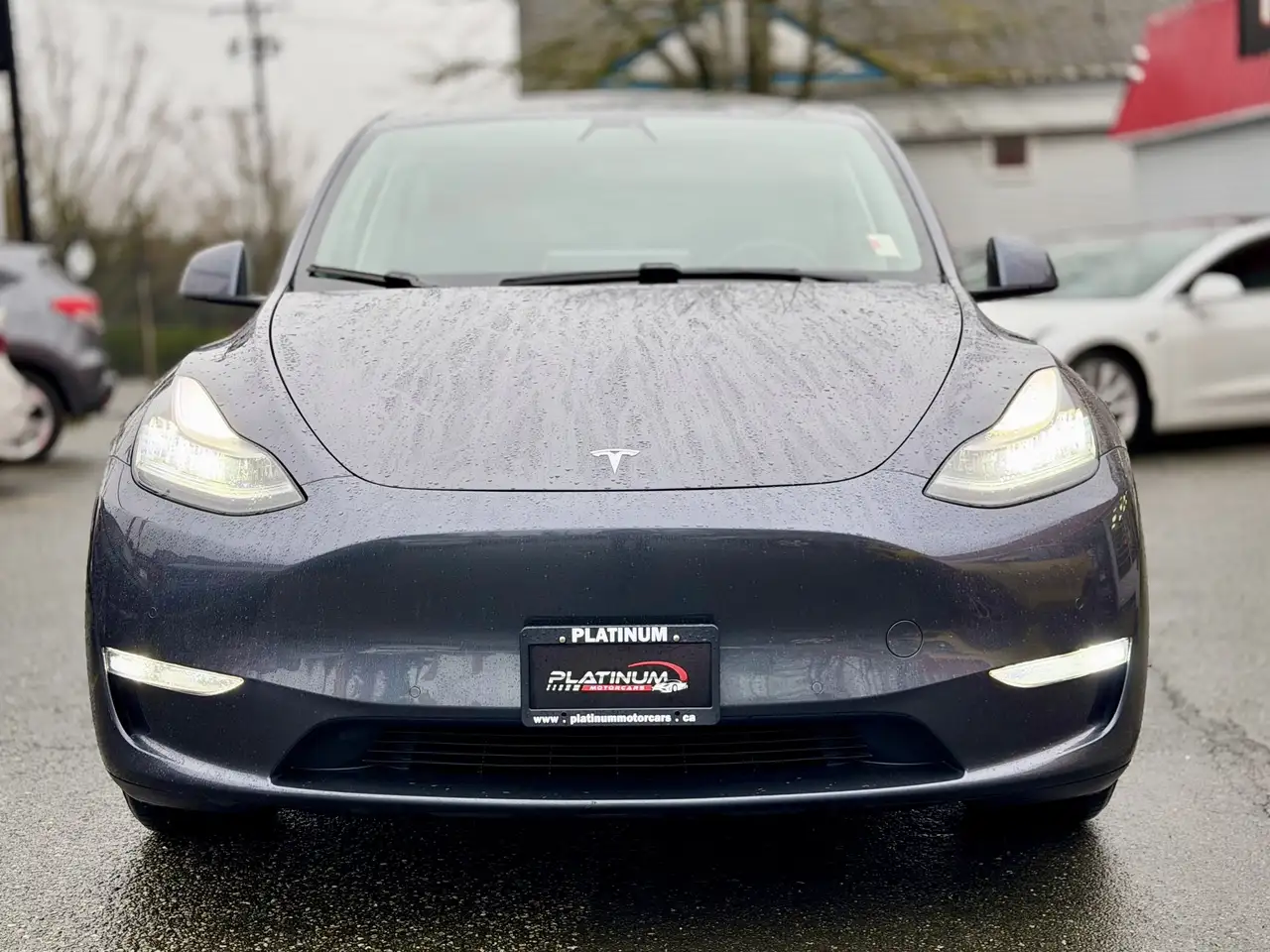 Tesla Model Y снимка Tesla Model Y