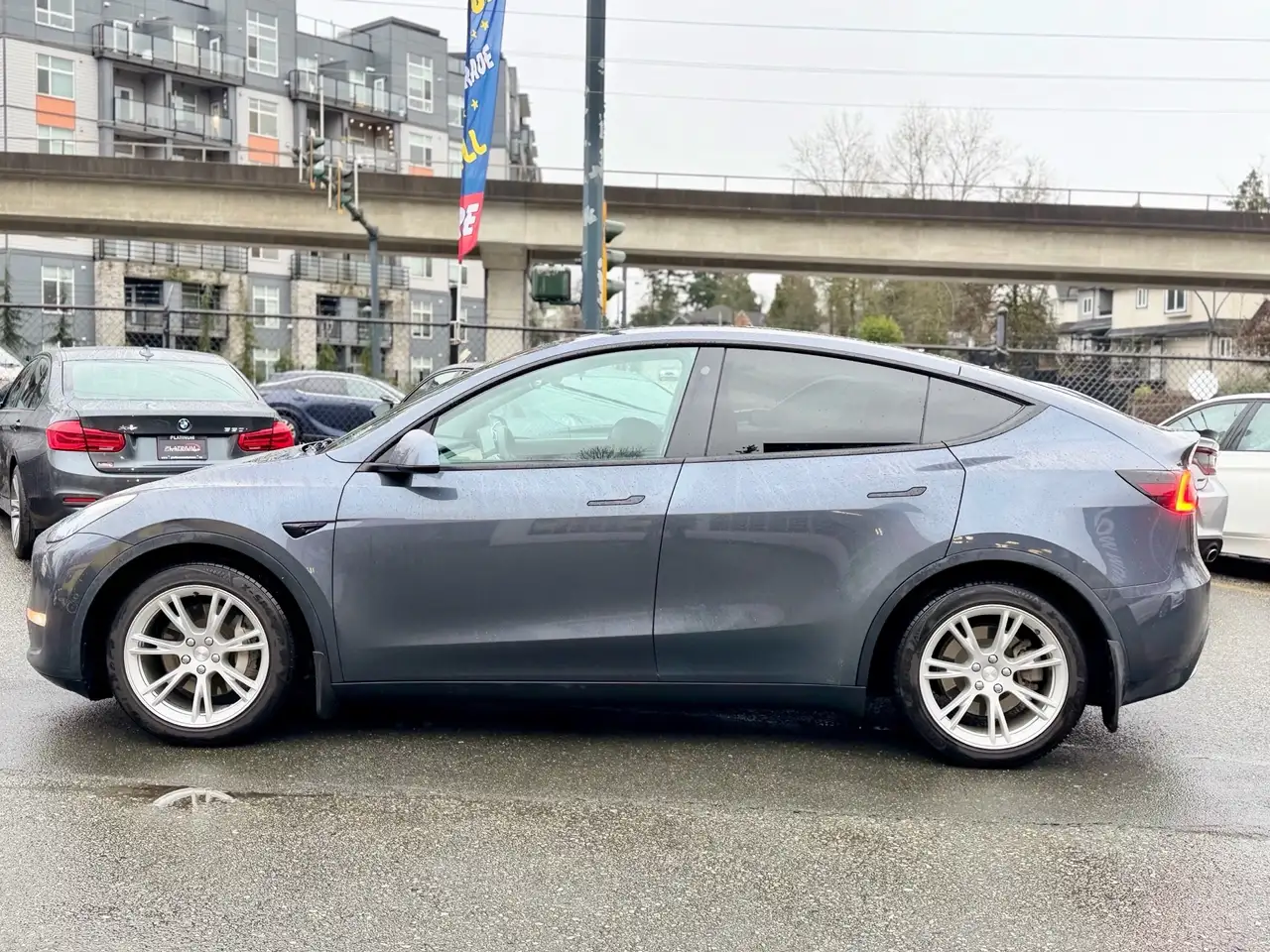 Tesla Model Y снимка Tesla Model Y