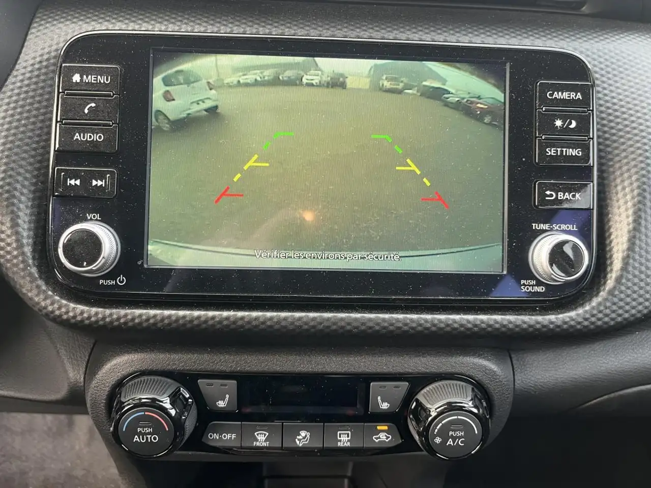 Nissan Kicks снимка Nissan Kicks