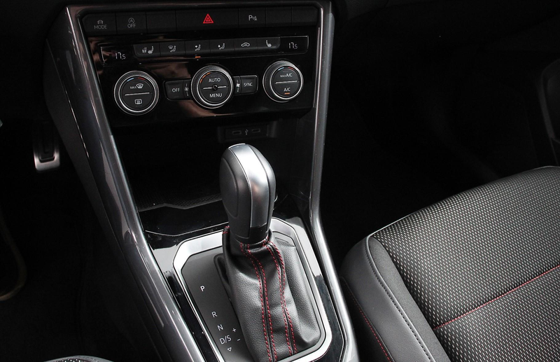 Volkswagen T-Roc 1.5 TSI Sport DSG Navigatie Adaptieve Cruise Contr — photo 12