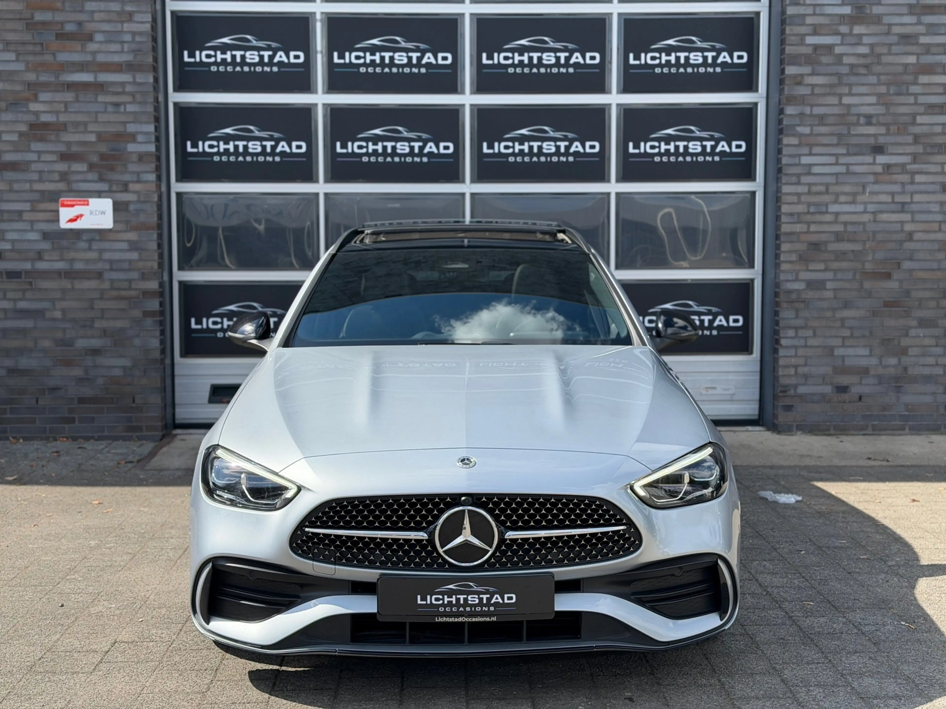 Mercedes-Benz C 200 Estate AMG Line PANO CRUISE SFEERVERLICHTING 100% — photo 2