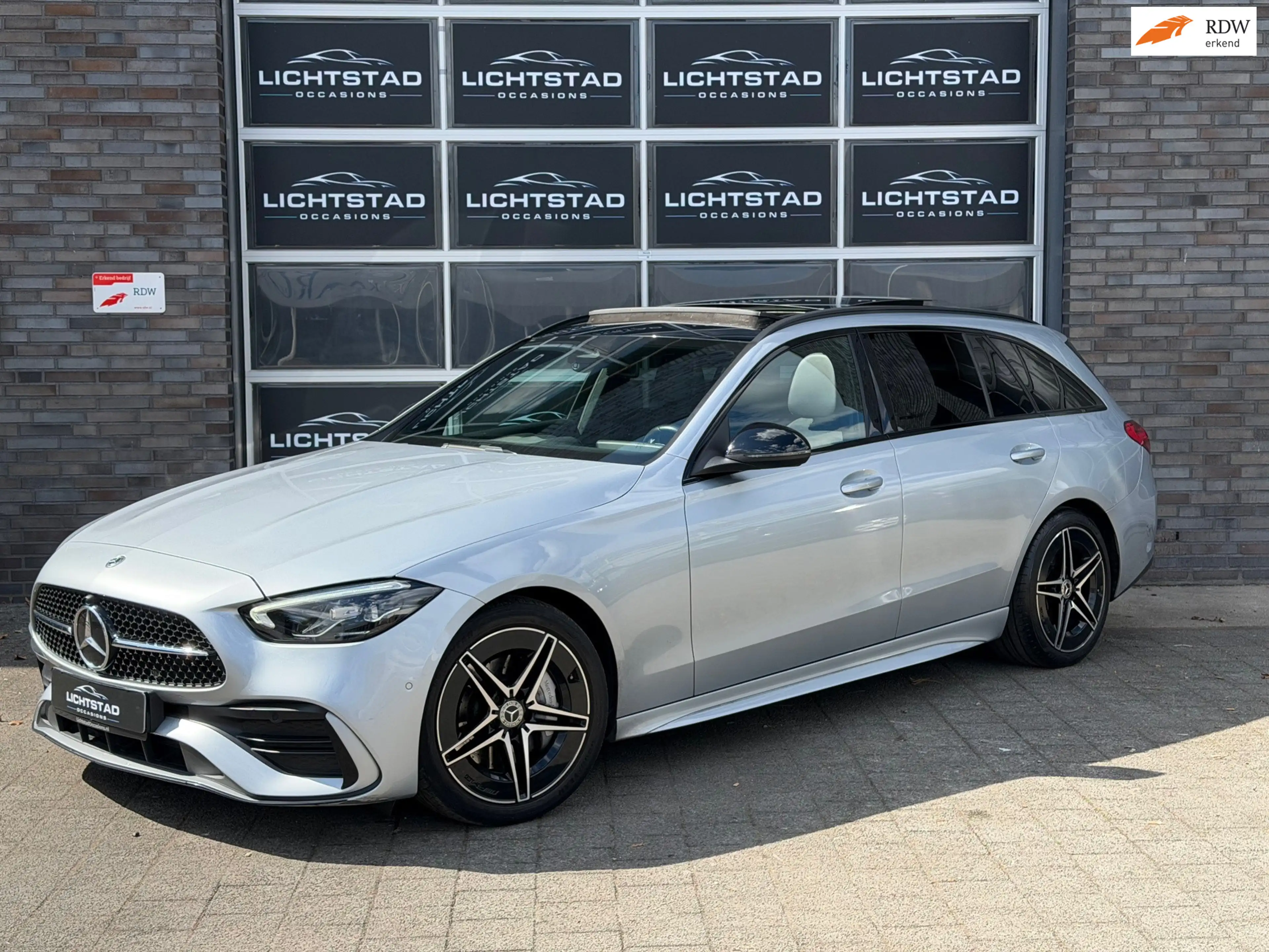 Mercedes-Benz C 200 Estate AMG Line PANO CRUISE SFEERVERLICHTING 100%