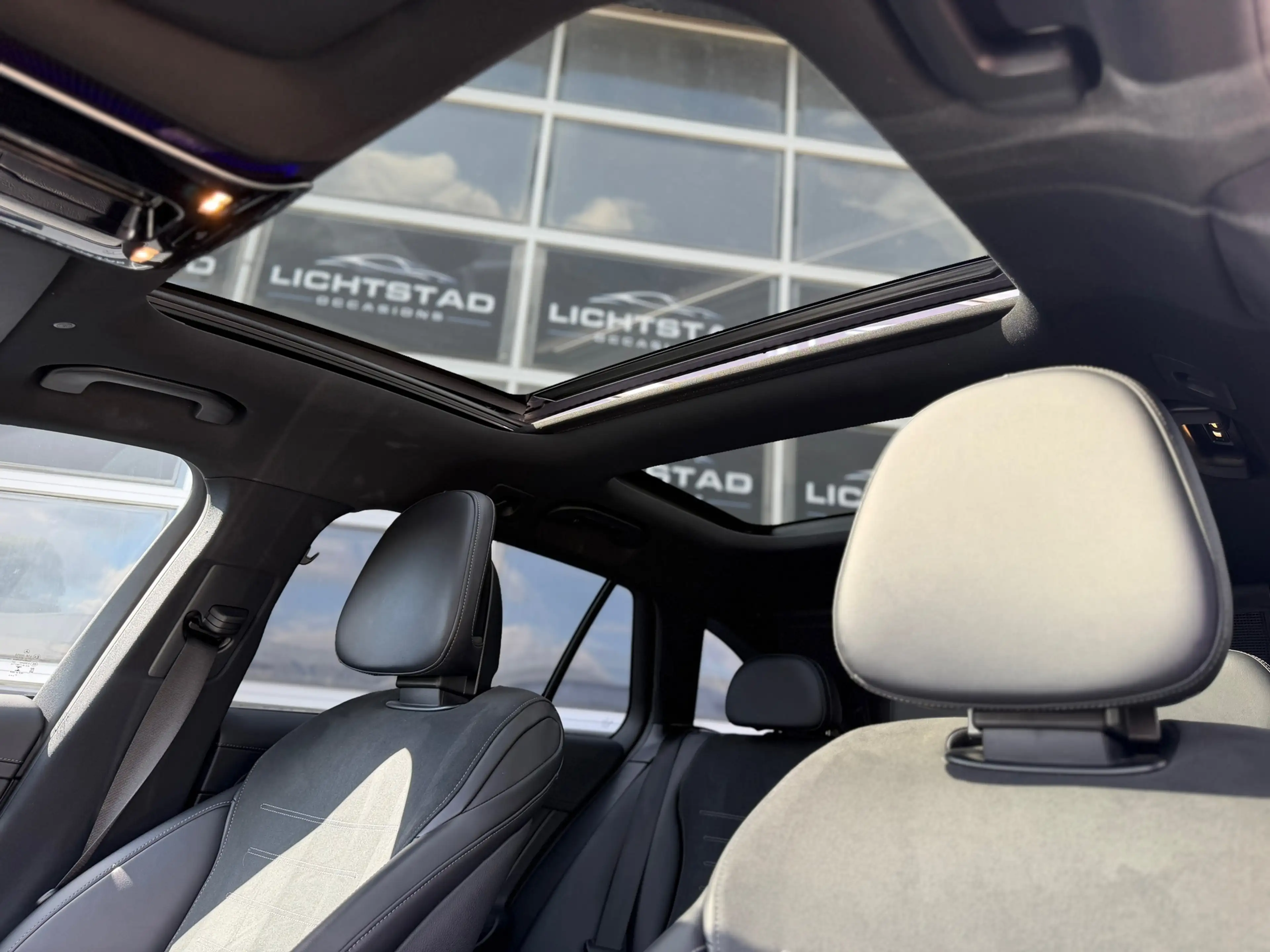 Mercedes-Benz C 200 Estate AMG Line PANO CRUISE SFEERVERLICHTING 100% — photo 7