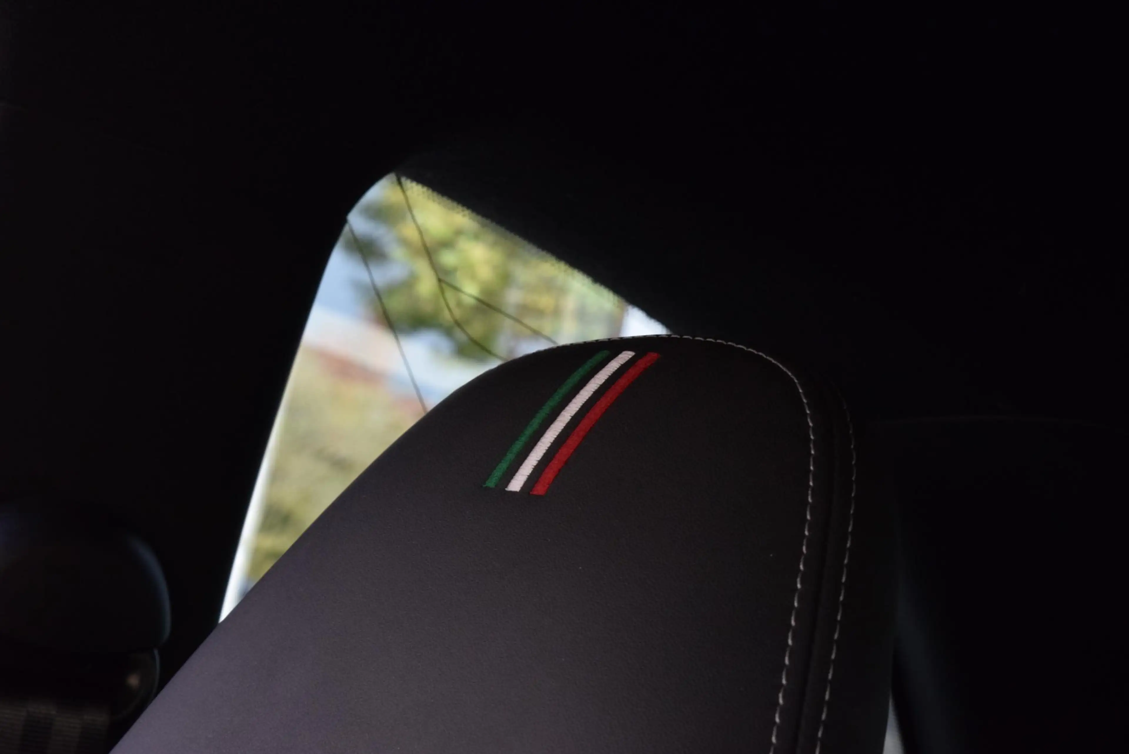Fiat 500 Abarth 1.4 T-Jet 180pk Abarth|70th Anniversary|1 van 1949 — photo 26