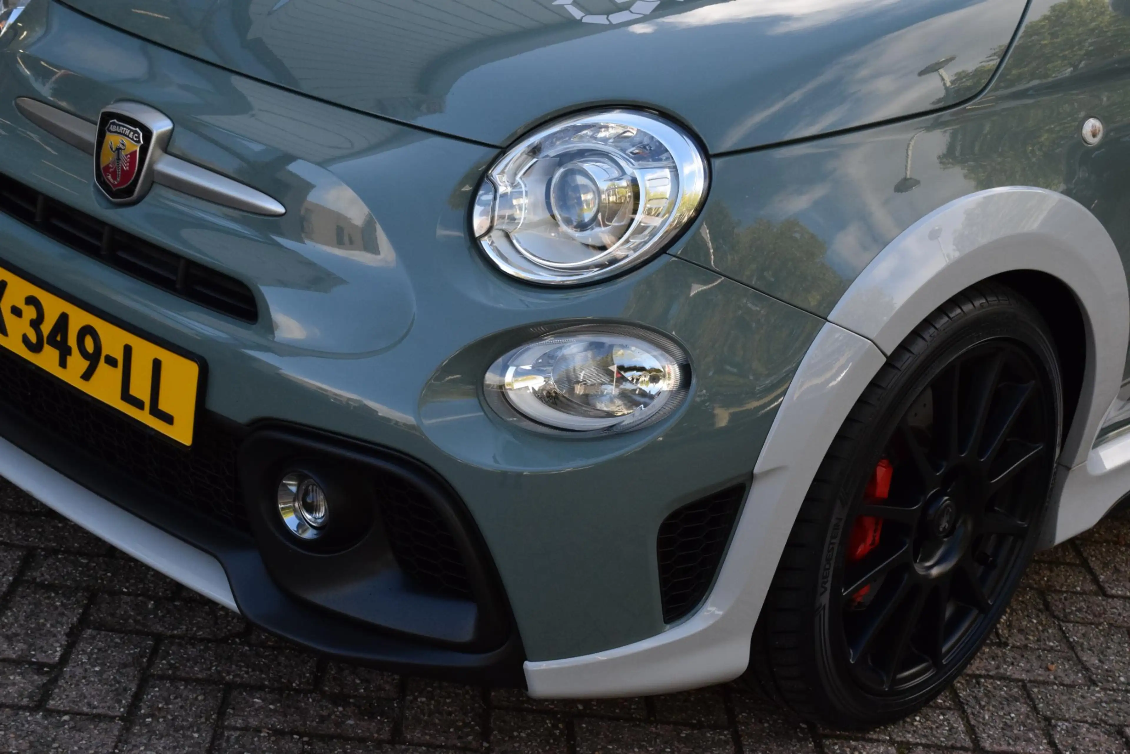 Fiat 500 Abarth 1.4 T-Jet 180pk Abarth|70th Anniversary|1 van 1949 — photo 9