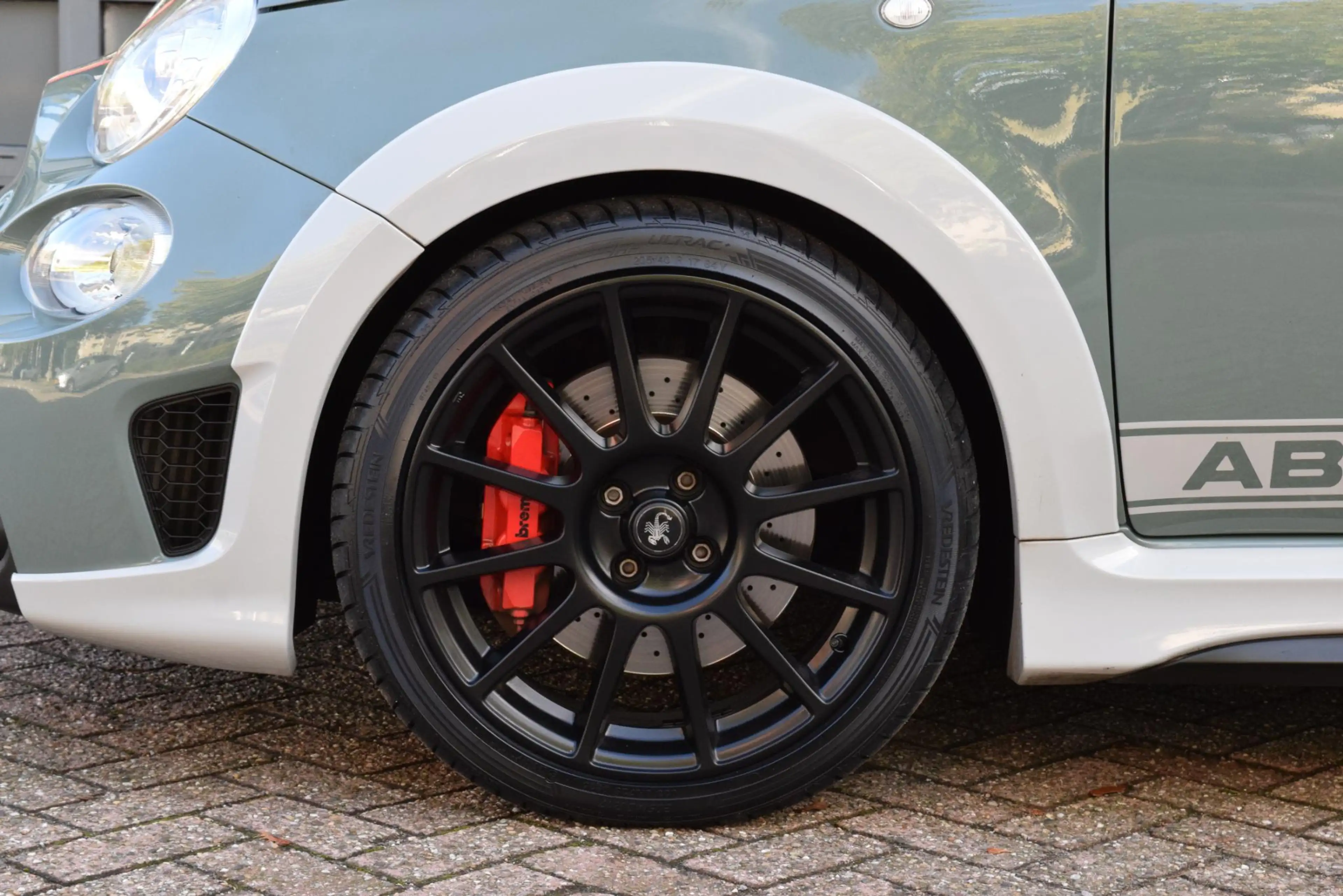 Fiat 500 Abarth 1.4 T-Jet 180pk Abarth|70th Anniversary|1 van 1949 — photo 7