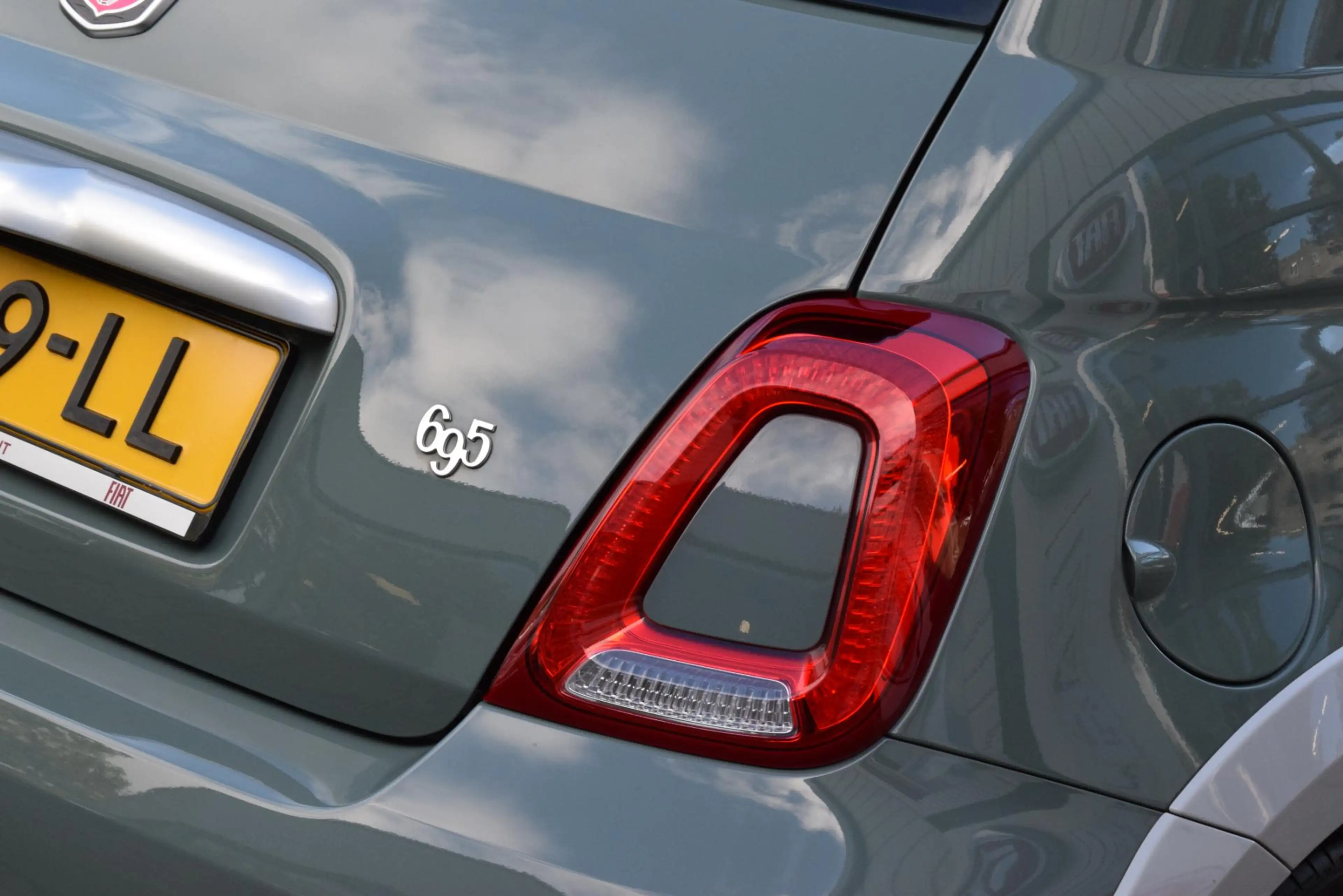 Fiat 500 Abarth 1.4 T-Jet 180pk Abarth|70th Anniversary|1 van 1949 — photo 19