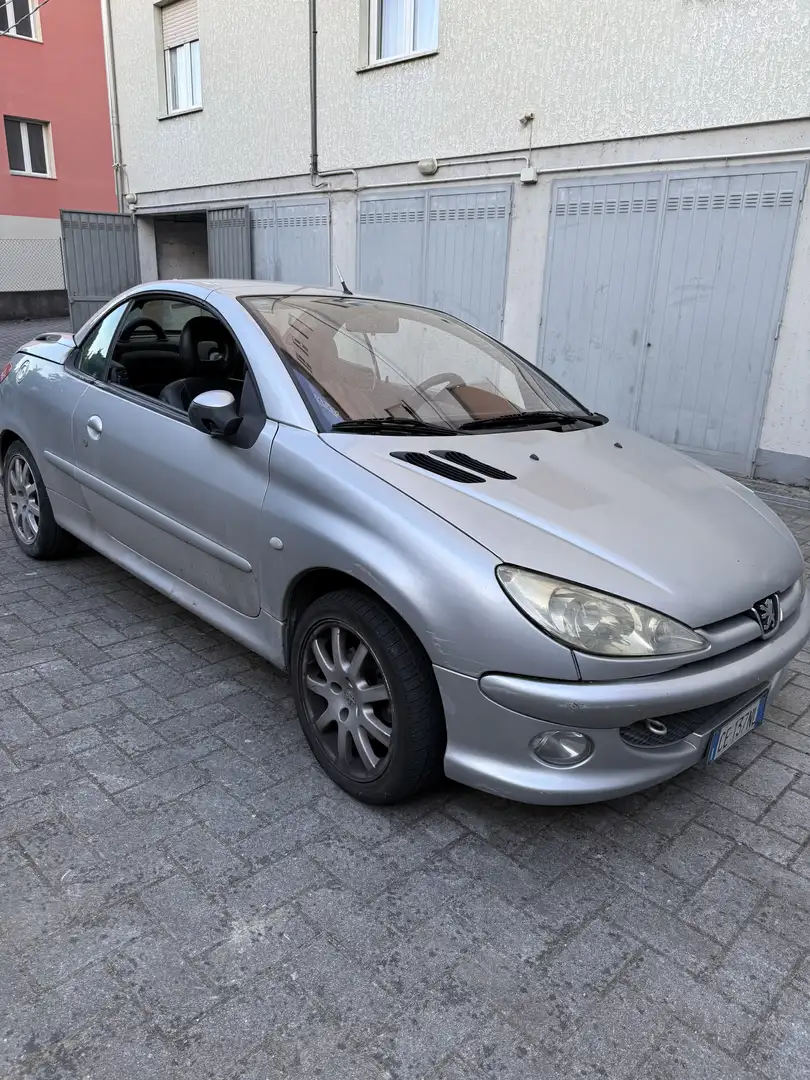 Peugeot 206 CC 1.6 16v c/abs - 2