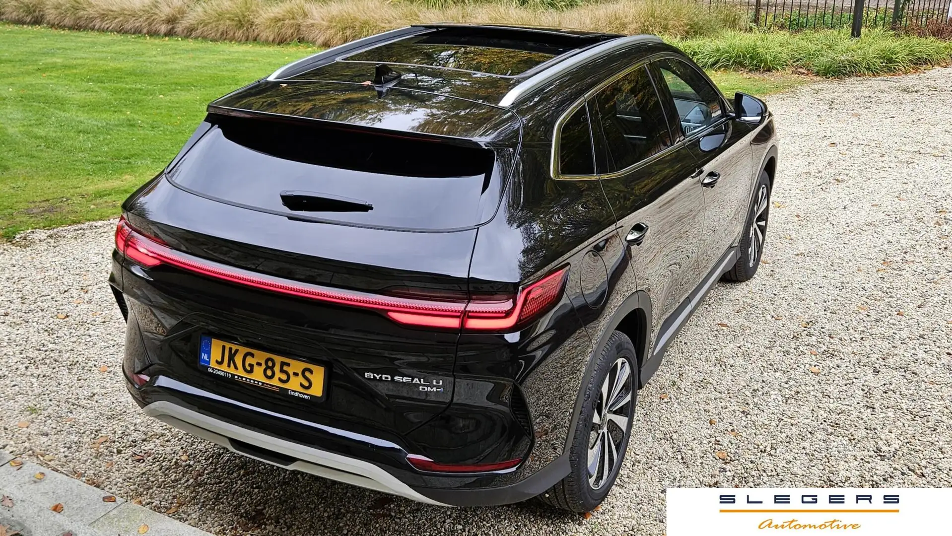 BYD Seal U 1.5 DM-i FWD Boost Plug-in Hybrid Luxe uitvoering Noir - 2