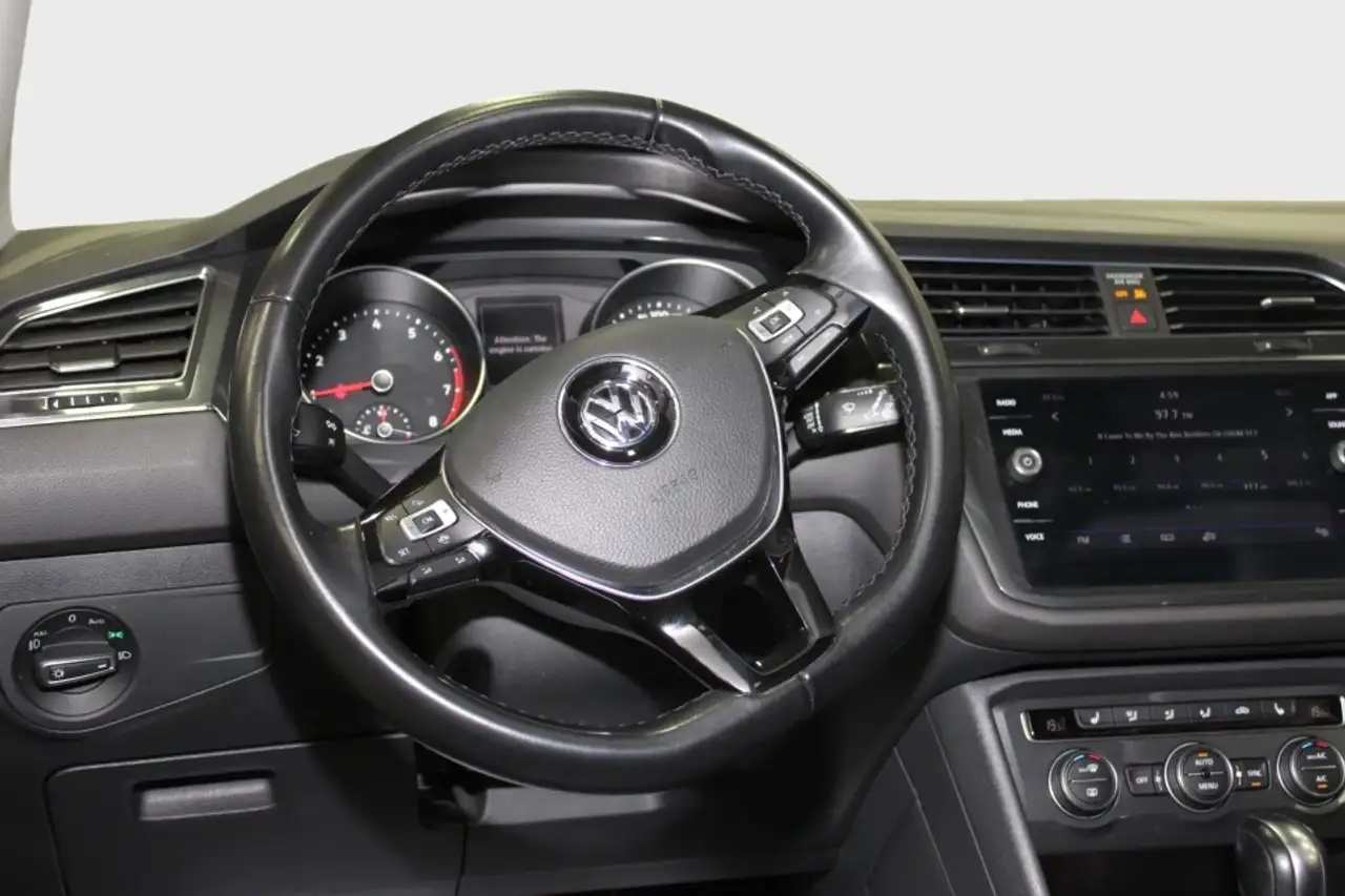 Volkswagen Tiguan снимка Volkswagen Tiguan
