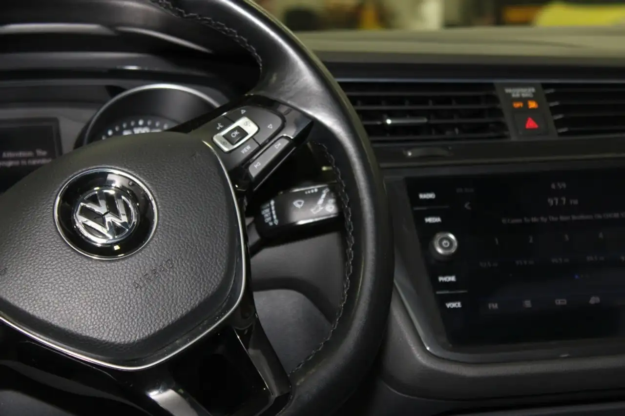 Volkswagen Tiguan снимка Volkswagen Tiguan