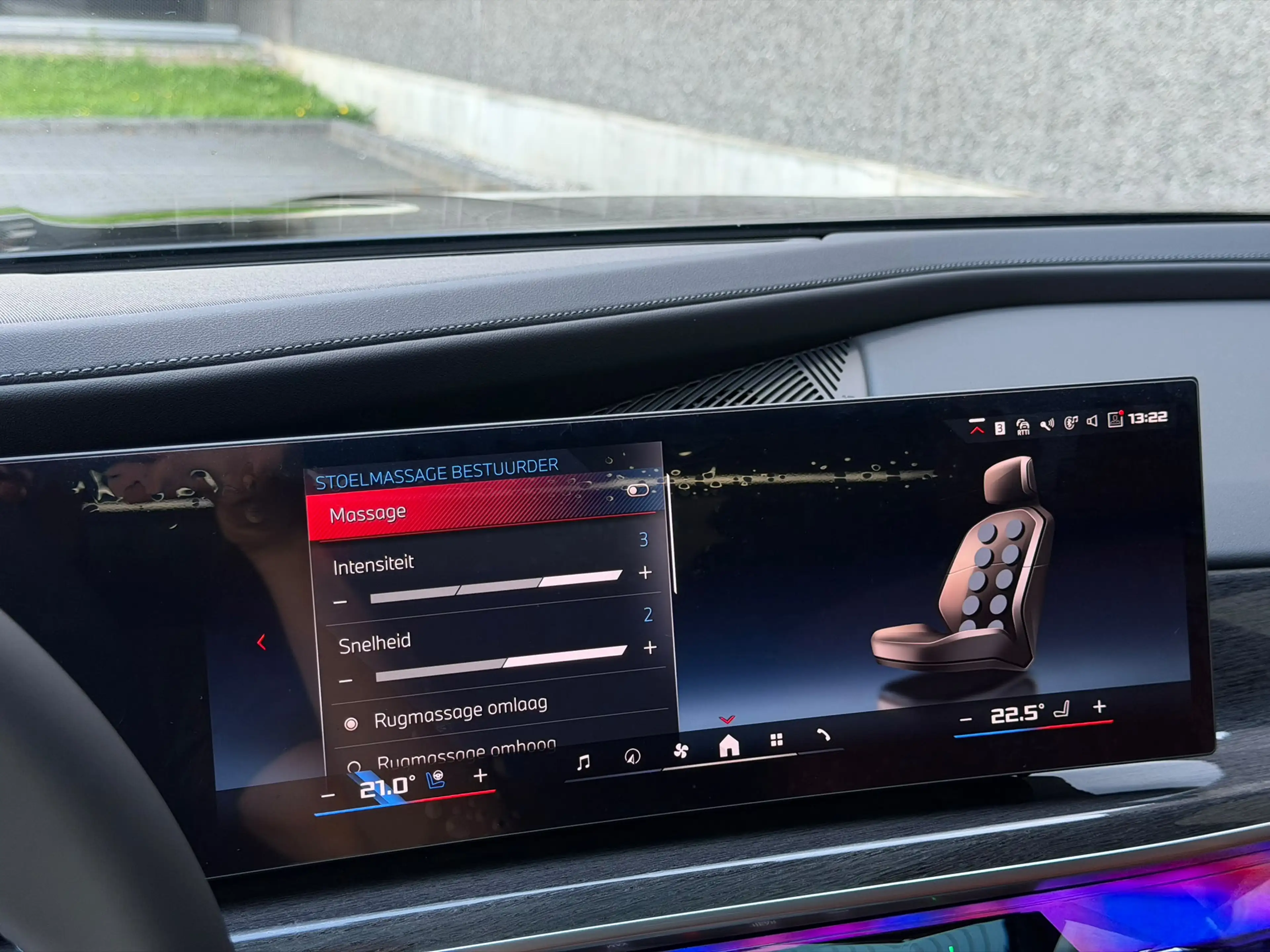 BMW 760 M760eXAS PHEV (420 kW) — photo 13
