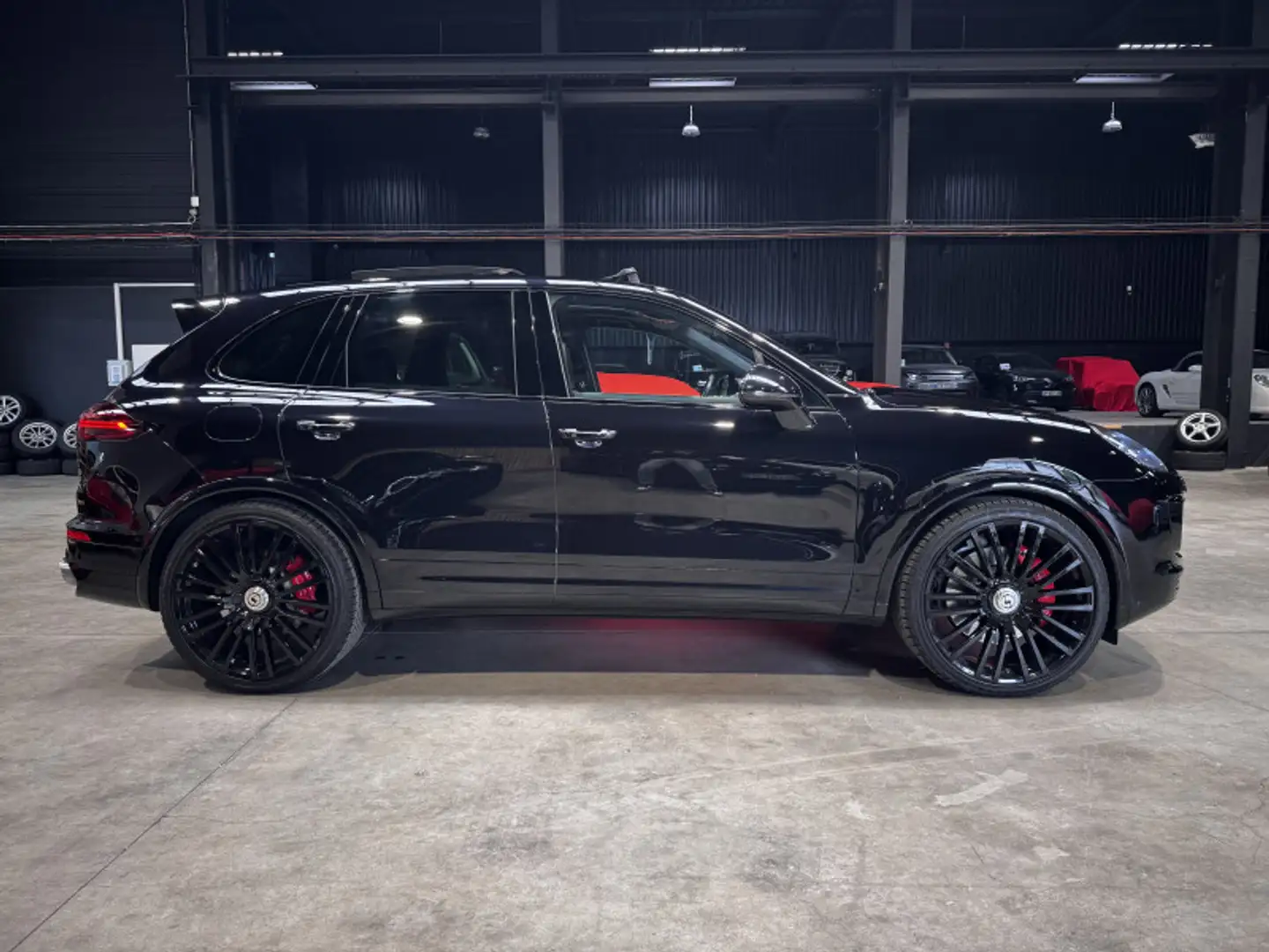 Porsche Cayenne (958) 4.8 520CH TURBO Noir - 2