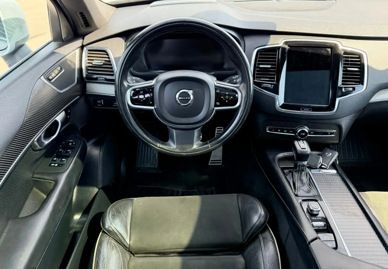 Volvo XC90 photo Volvo XC90