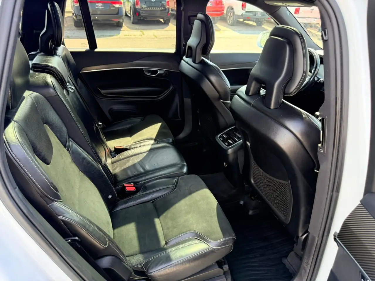 Volvo XC90 photo Volvo XC90