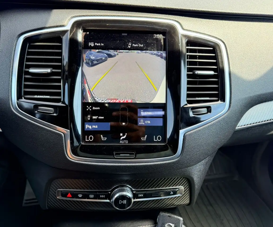 Volvo XC90 photo Volvo XC90