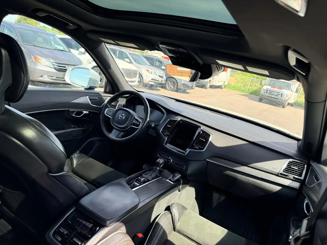 Volvo XC90 photo Volvo XC90