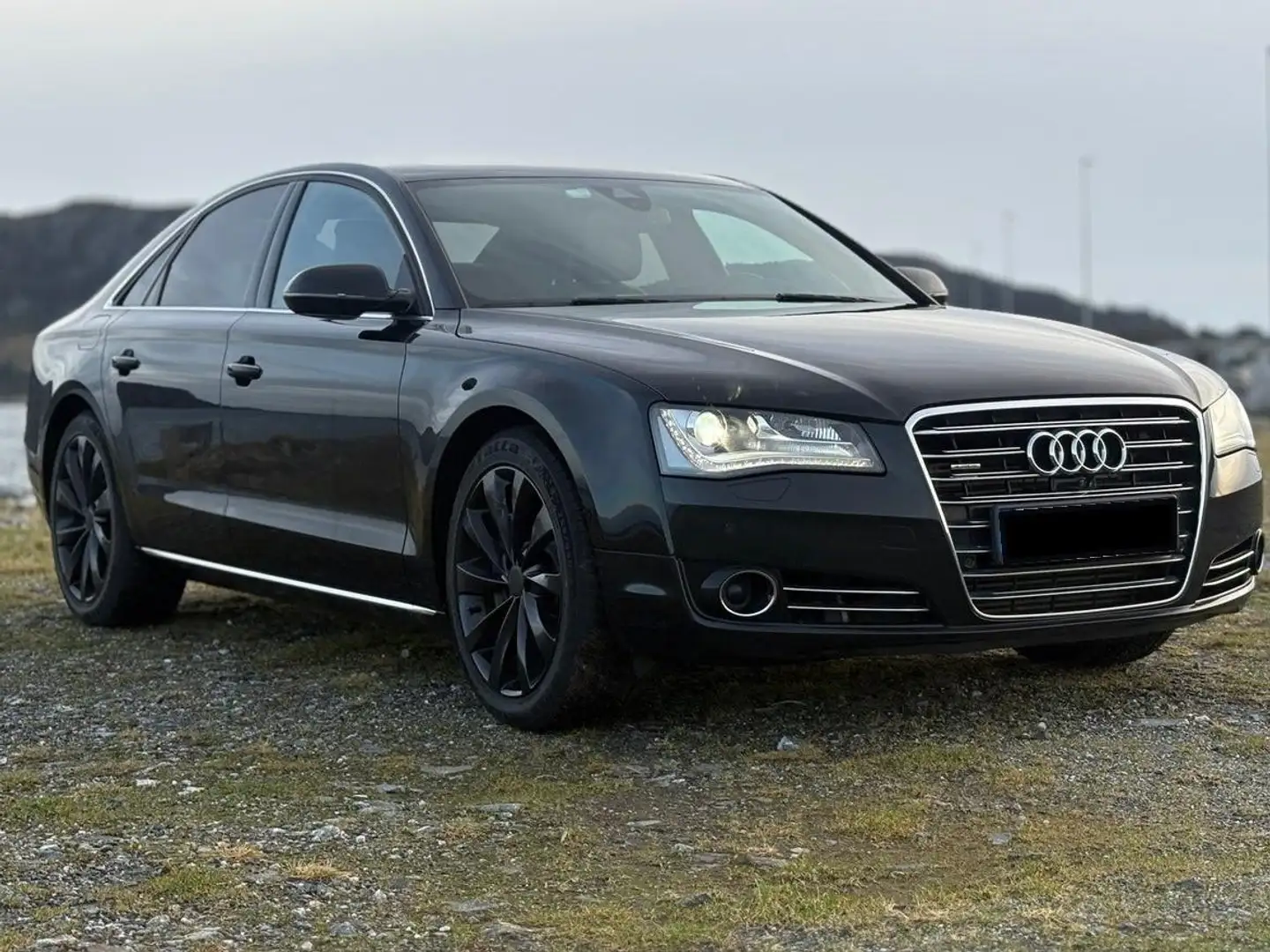 Audi A8 A8 3.0 TDI DPF quattro tiptronic Schwarz - 1