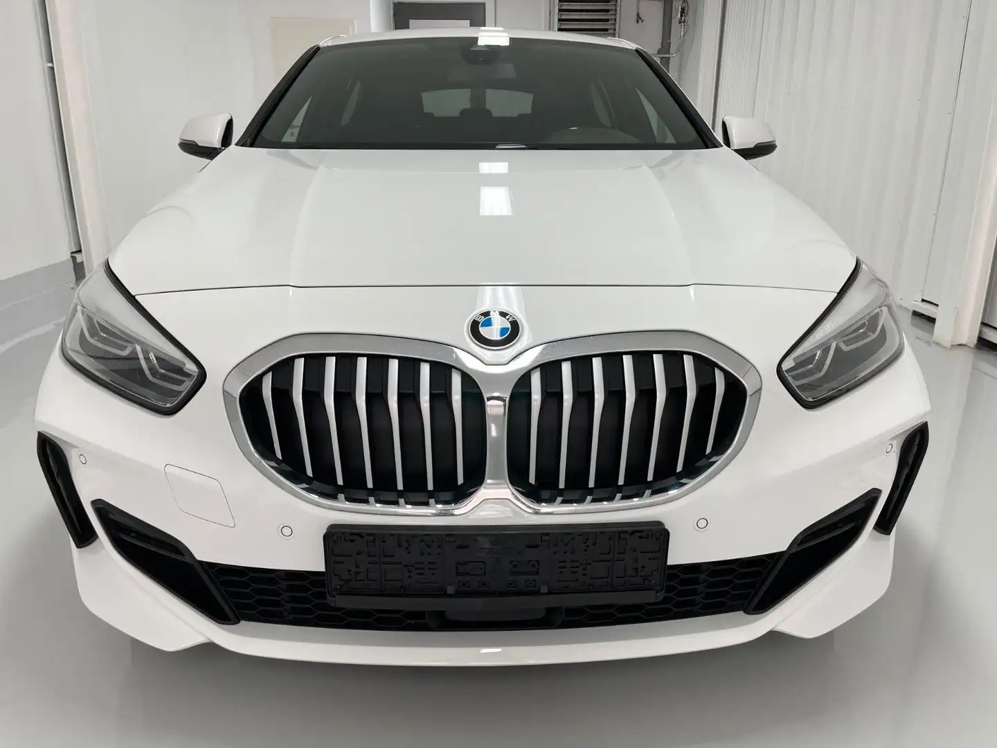 BMW 118 d M Sport /LED/Navi/Automatik Blanc - 2