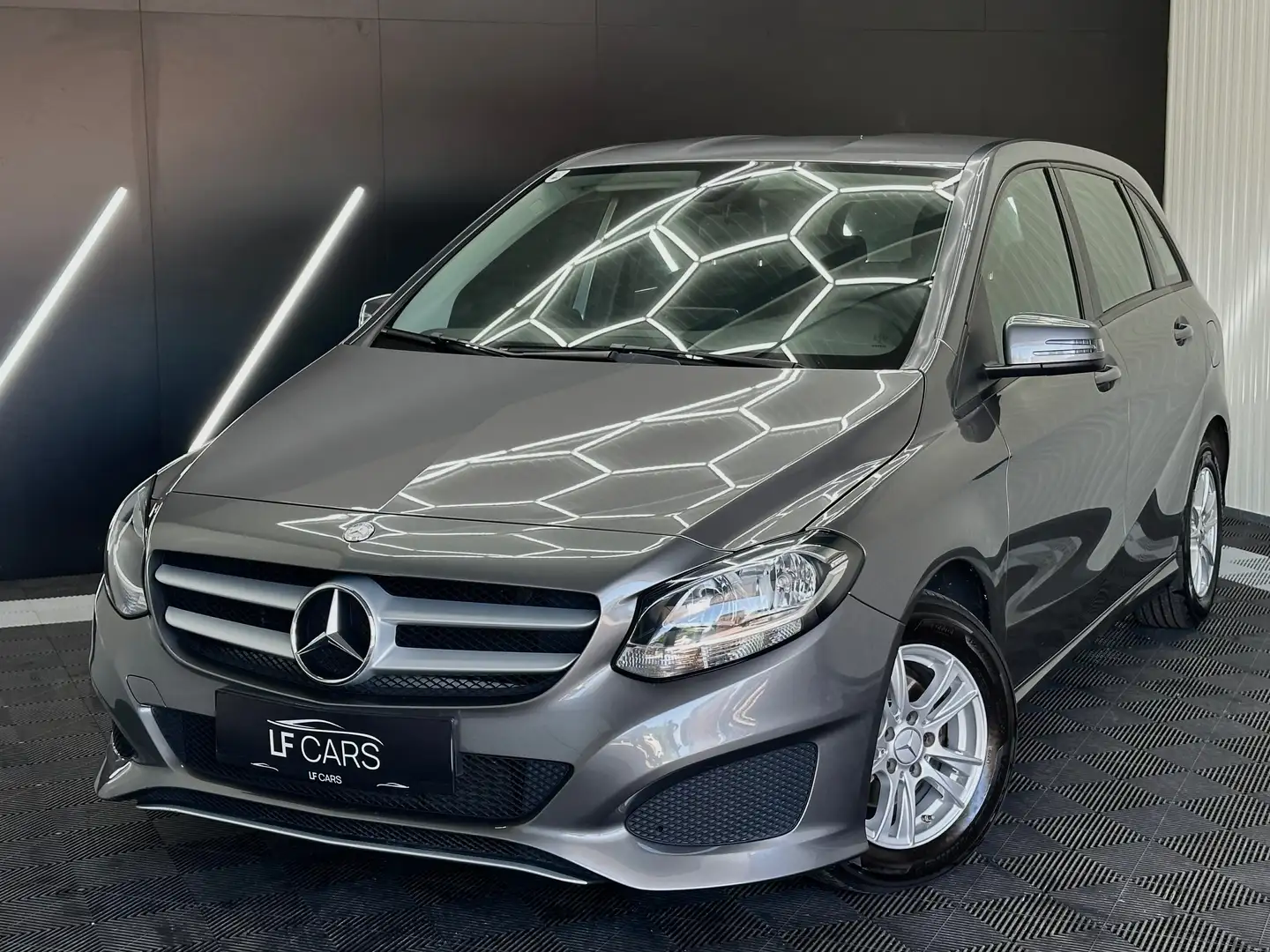 Mercedes-Benz B 160 B 160 CDI  *8-fach bereift  *Rückfahrkamera Grau - 1