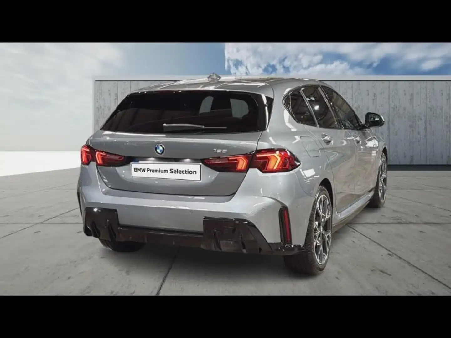 BMW 120 120A 170ch M Sport DKG7 Gris - 2