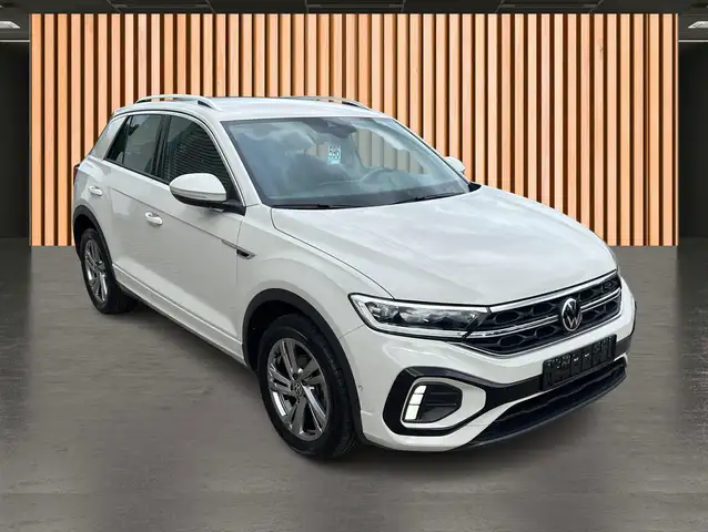 Volkswagen T-Roc view 24