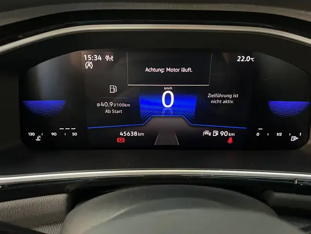 Volkswagen T-Roc view 10