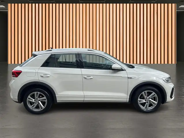 Volkswagen T-Roc view 25