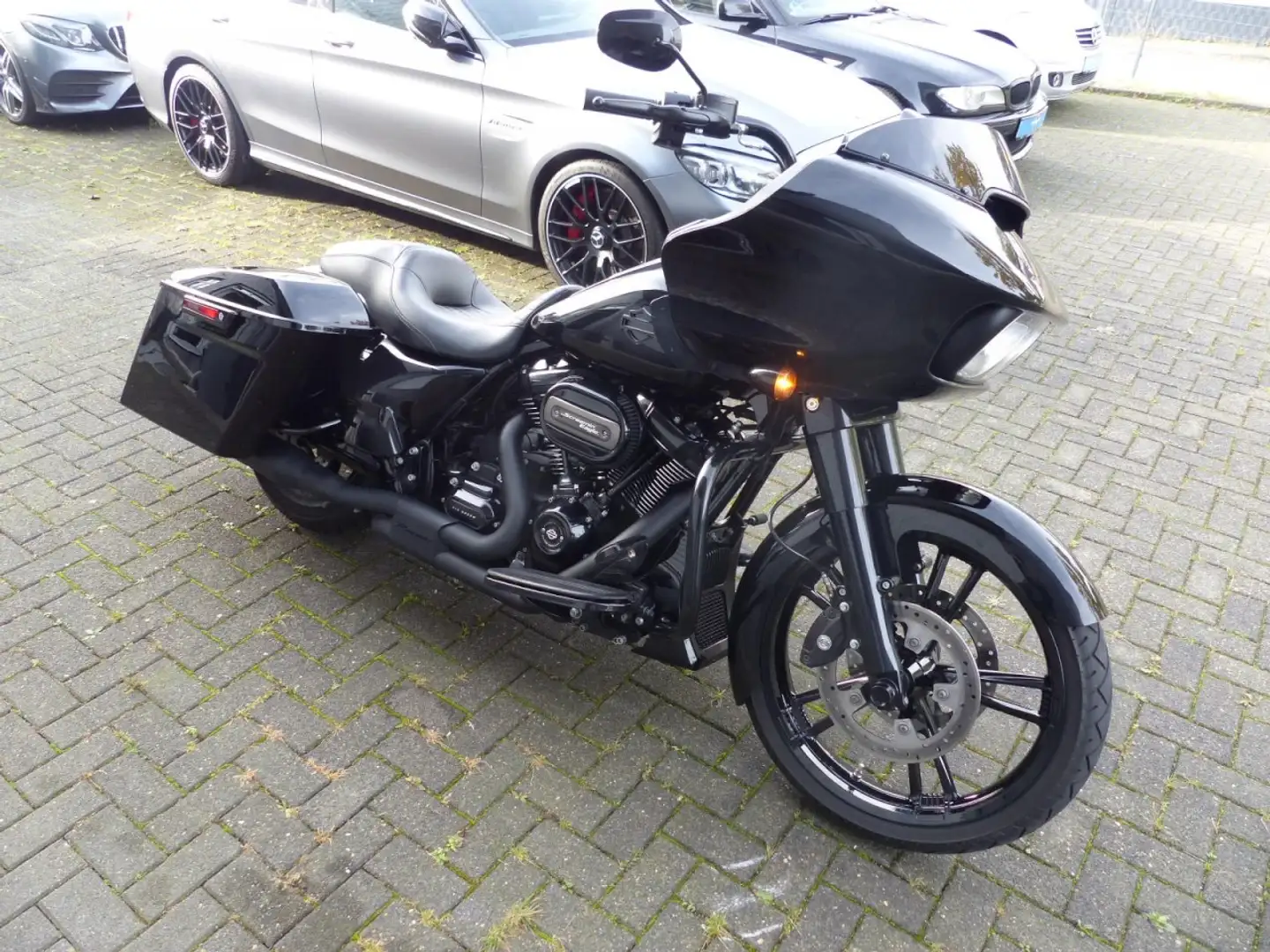 Harley-Davidson Road Glide .WINDSCHILD.6-GANG.TÜV NEU Leder Schwarz - 2