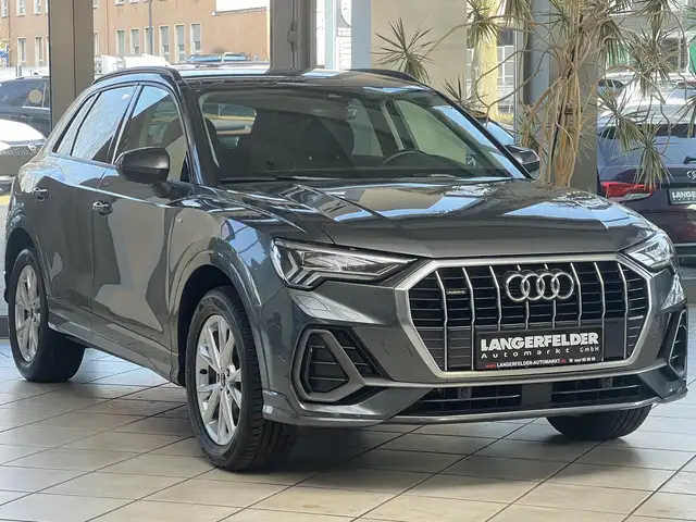Audi Q3 Audi Q3 35 quattro S line*DSG*MATRIX*Standhzg*1HD