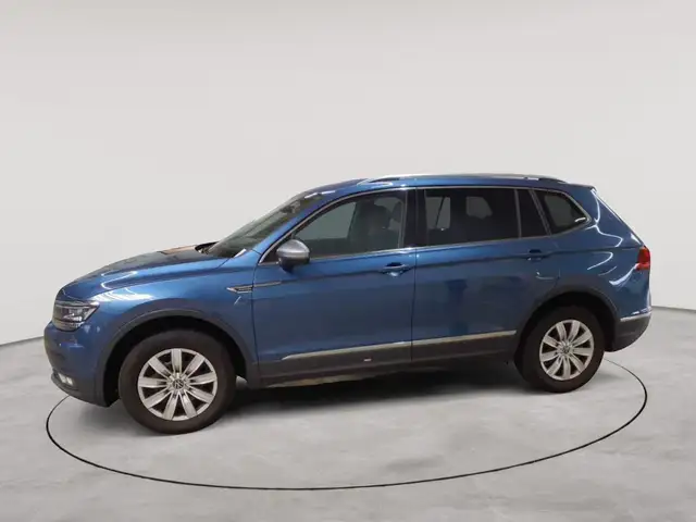 Volkswagen Tiguan view 6