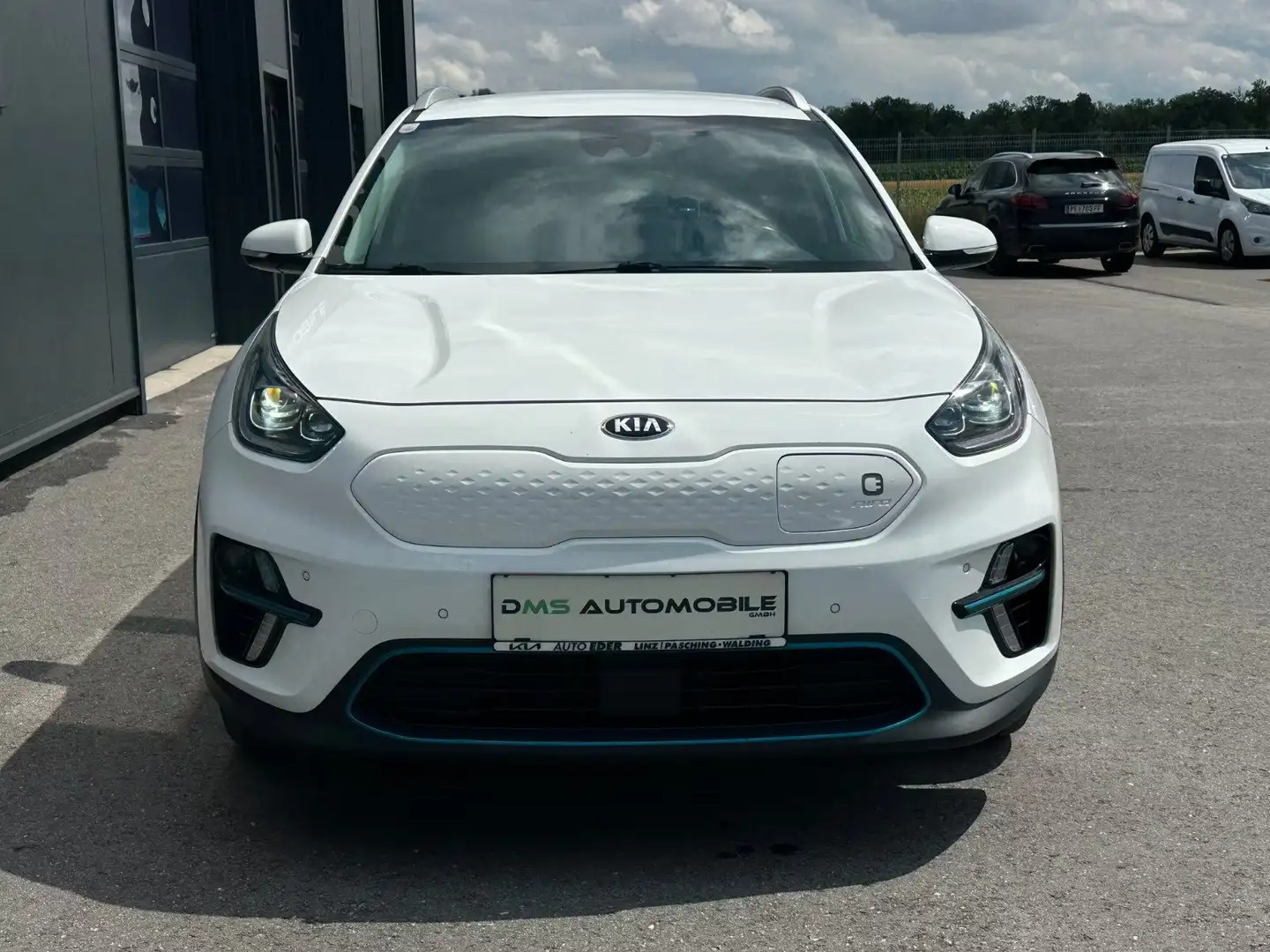 Kia e-Niro Niro EV 64kWh long Range Gold Aut.*1.HAND* Bianco - 2