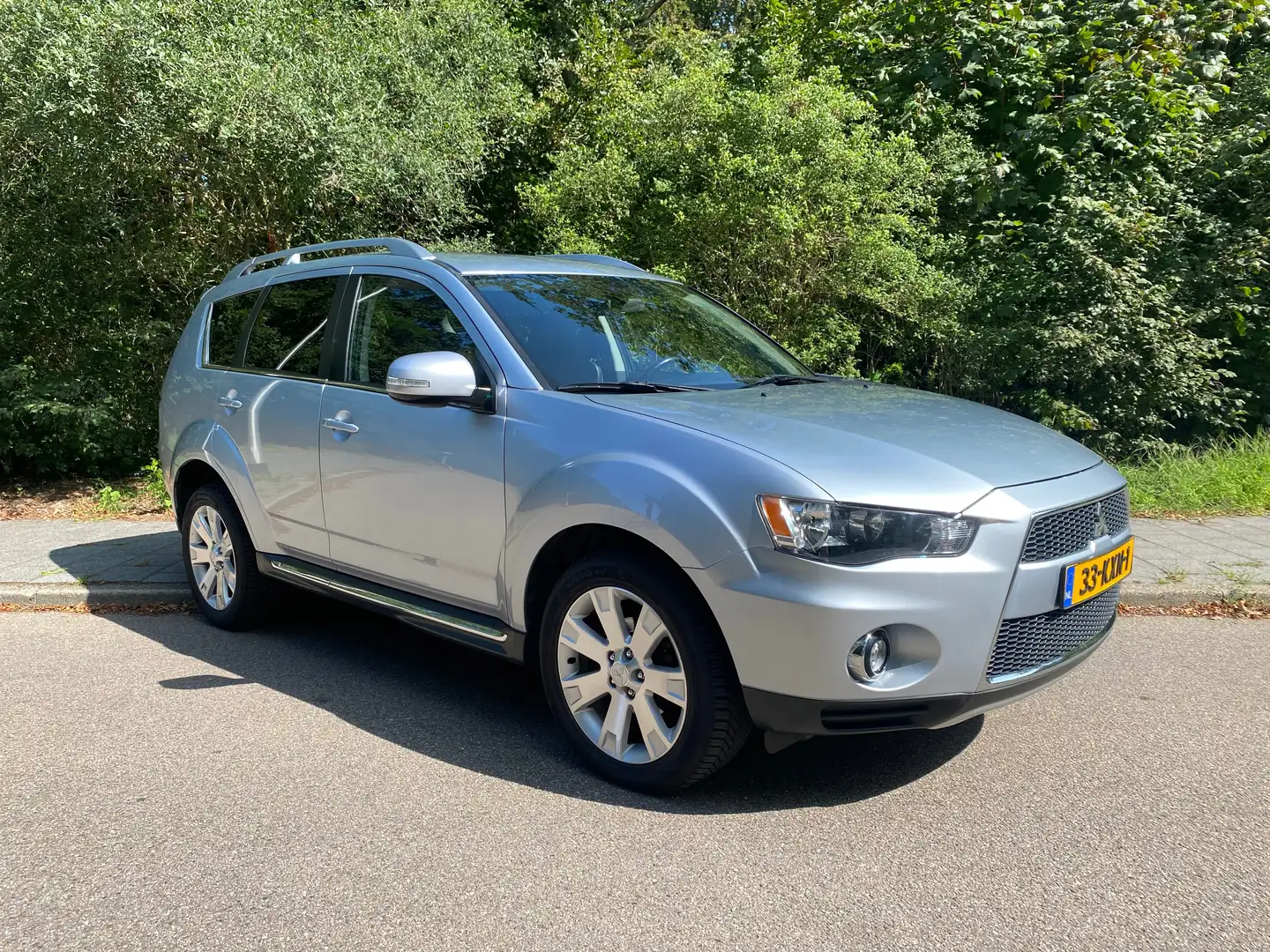 Mitsubishi Outlander 2.0 Intro Edition Zilver - 1